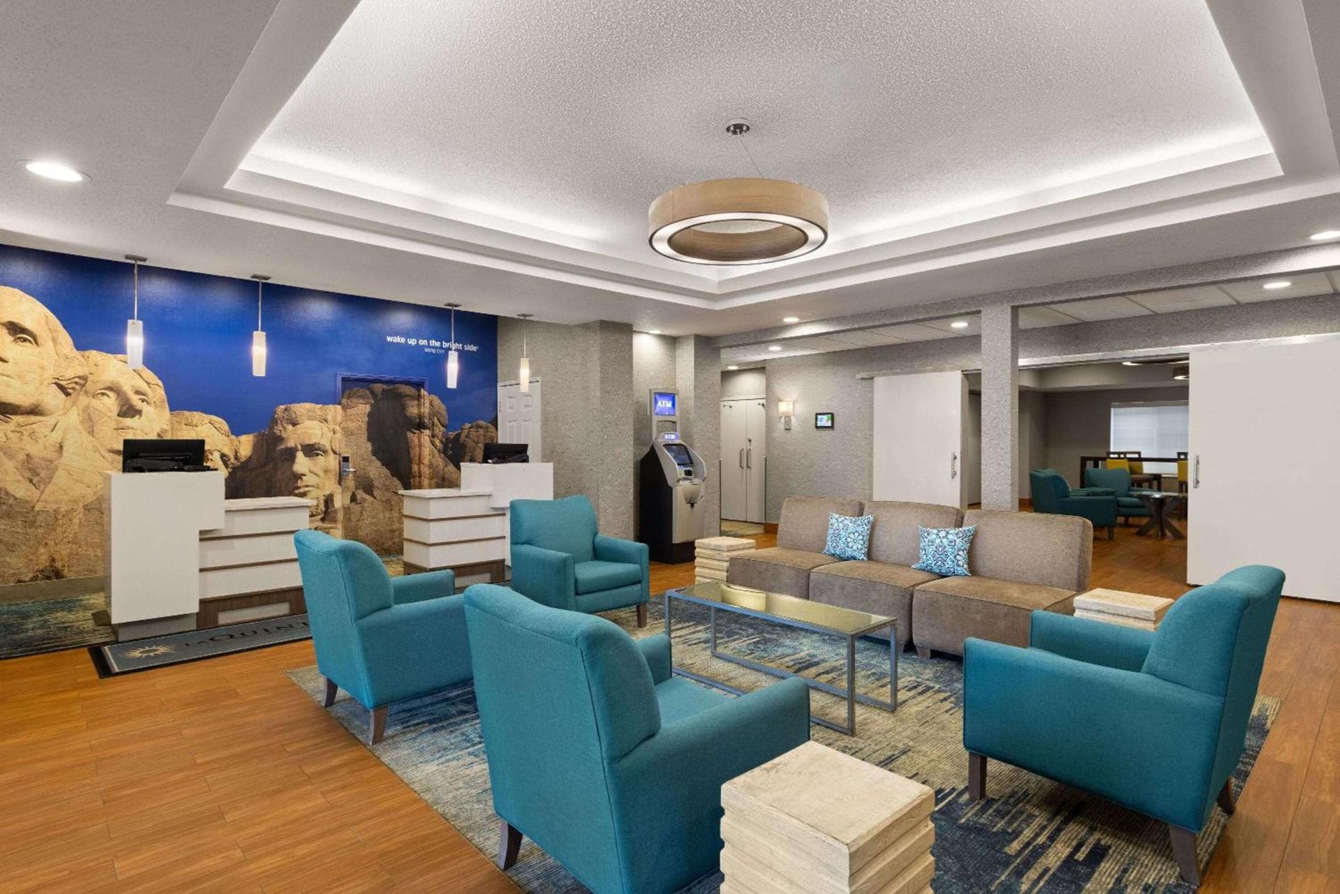 La Quinta Inn and Suites by Wyndham at WaTiki Waterpark photo 23