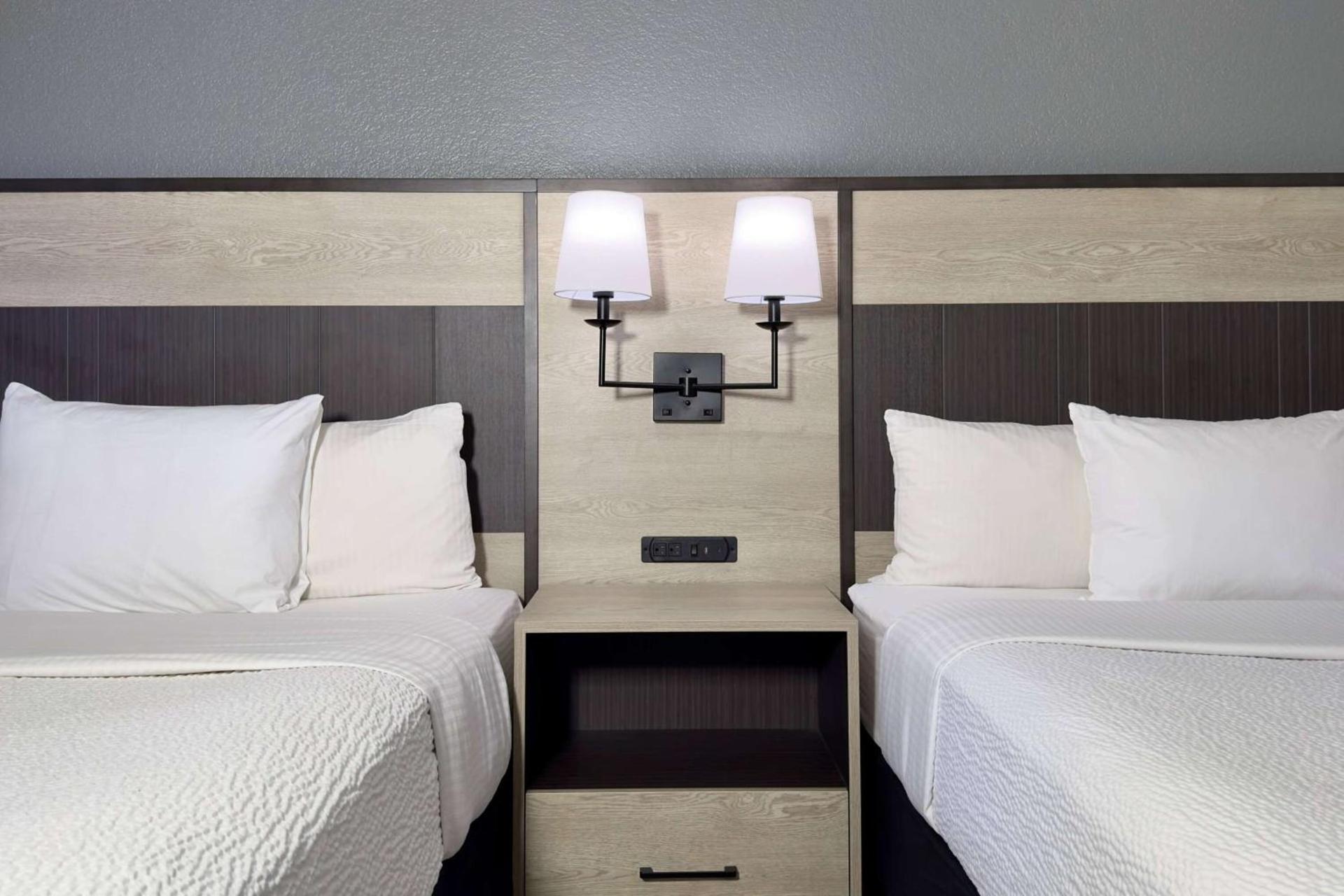 La Quinta Inn by Wyndham Stockton photo 20