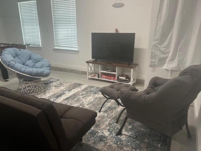 Wolf Bay Hangout photo 49