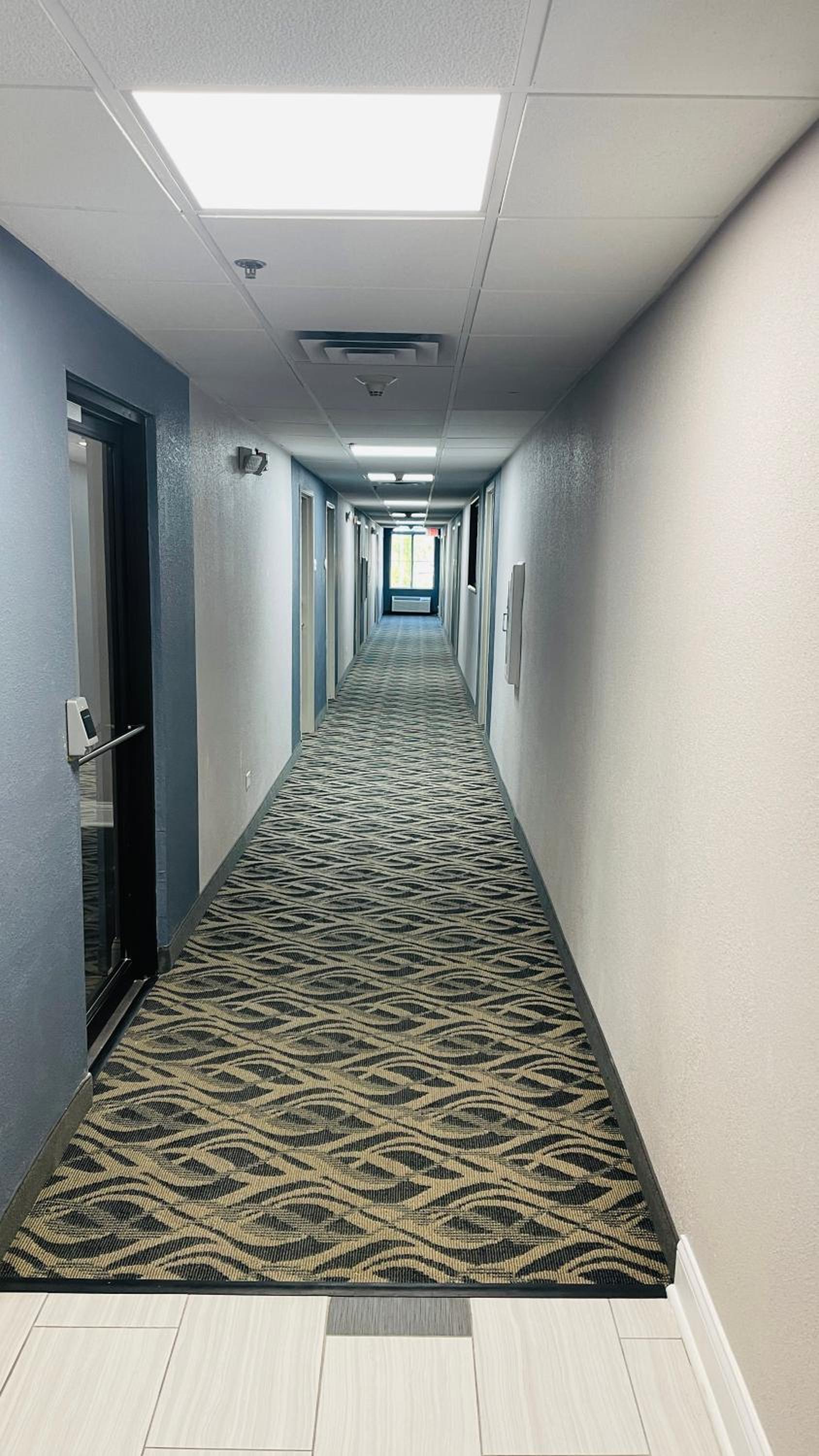 Baymont by Wyndham Chicago/Calumet City photo 7