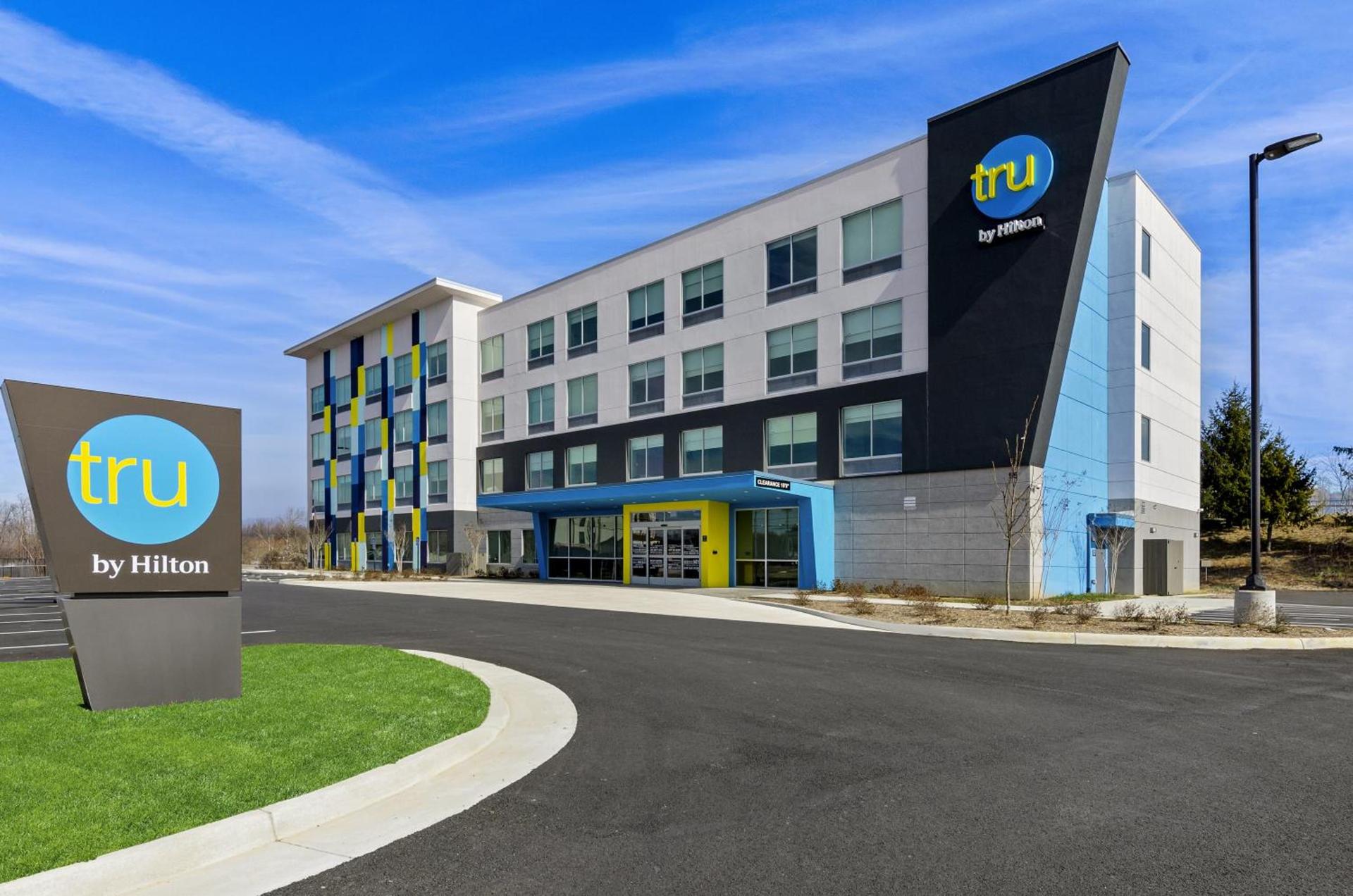 Tru By Hilton Christiansburg photo 34