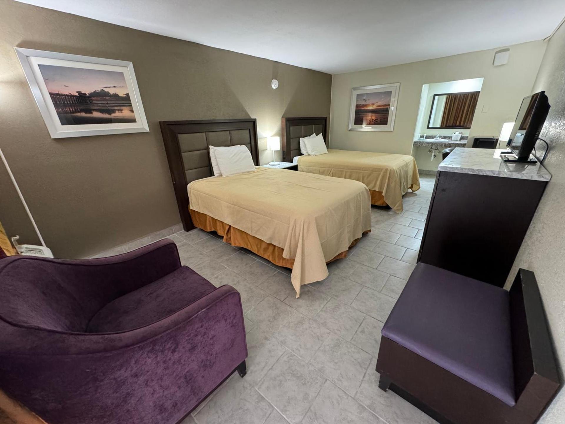 River Palm Hotel photo 12