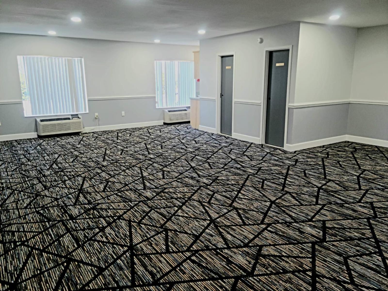 Americas Best Value Inn & Suites-Foley - Fully Renovated photo 12