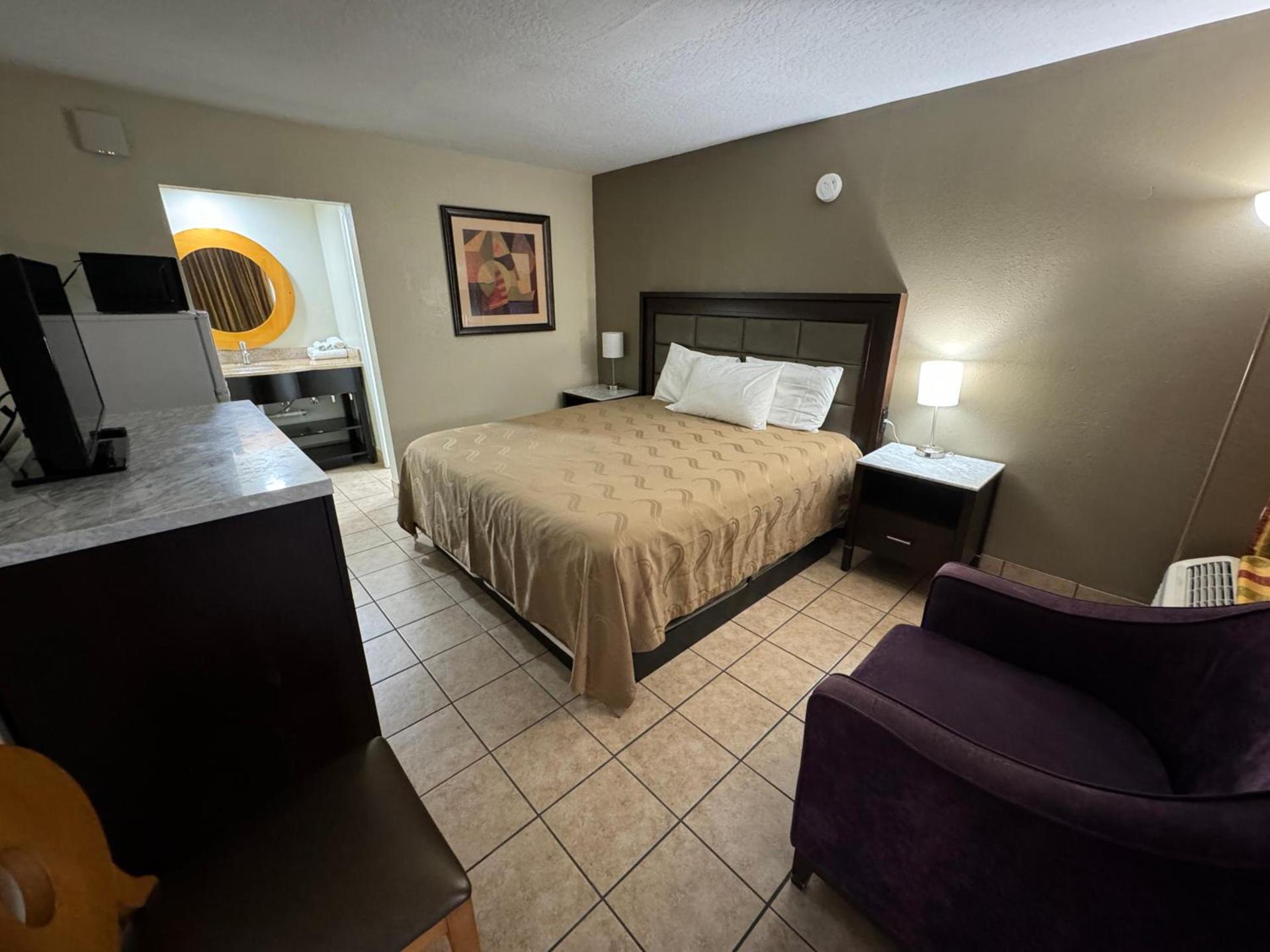 River Palm Hotel photo 23