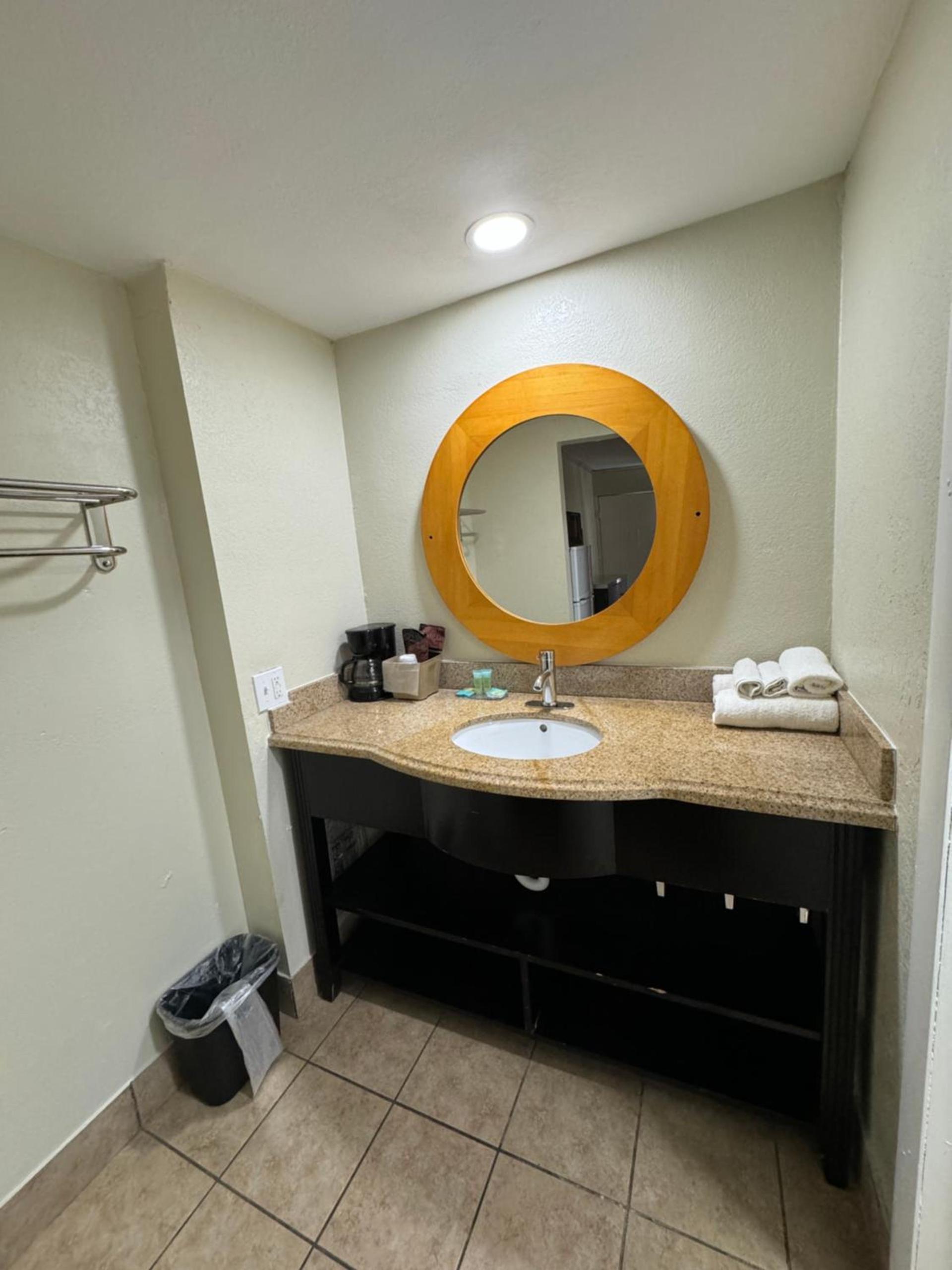 River Palm Hotel photo 24