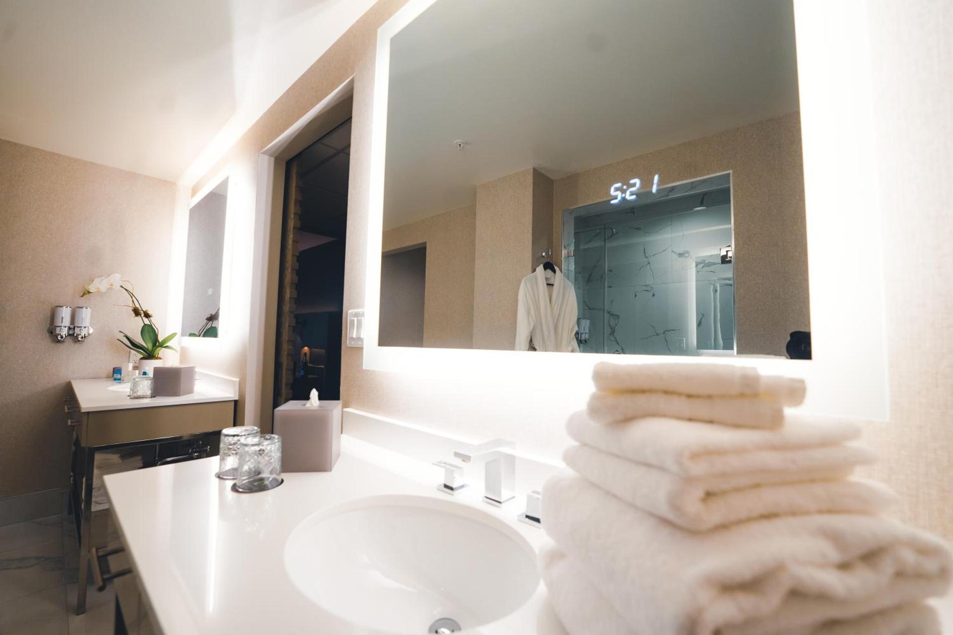 The Delaney Hotel photo 25