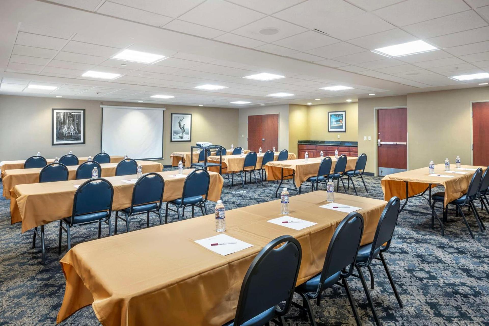 Best Western Plus Ponderay Mountain Lodge Sandpoint photo 12