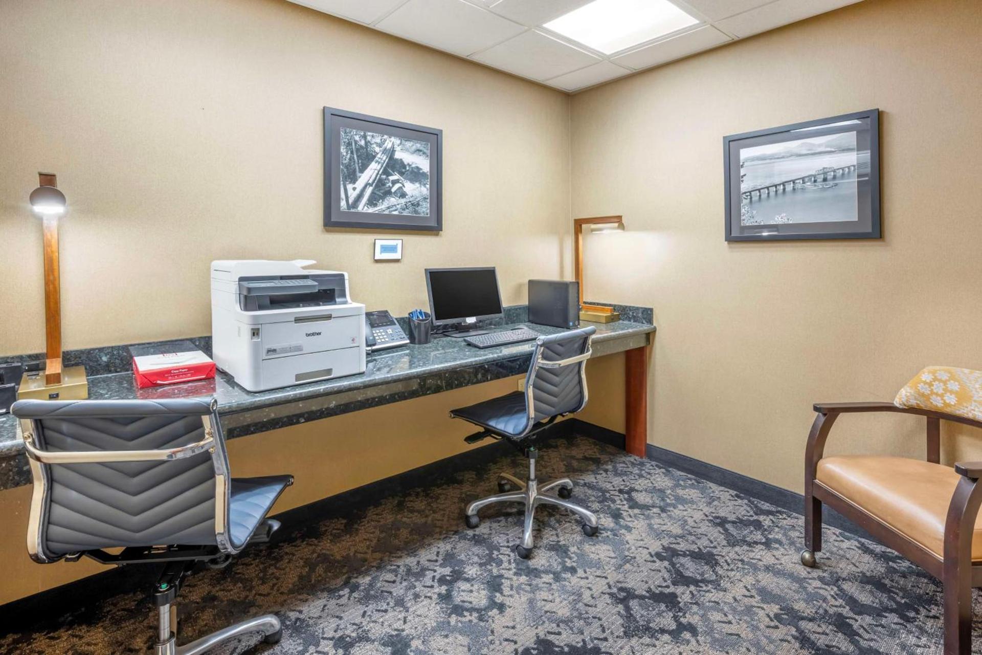 Best Western Plus Ponderay Mountain Lodge Sandpoint photo 42