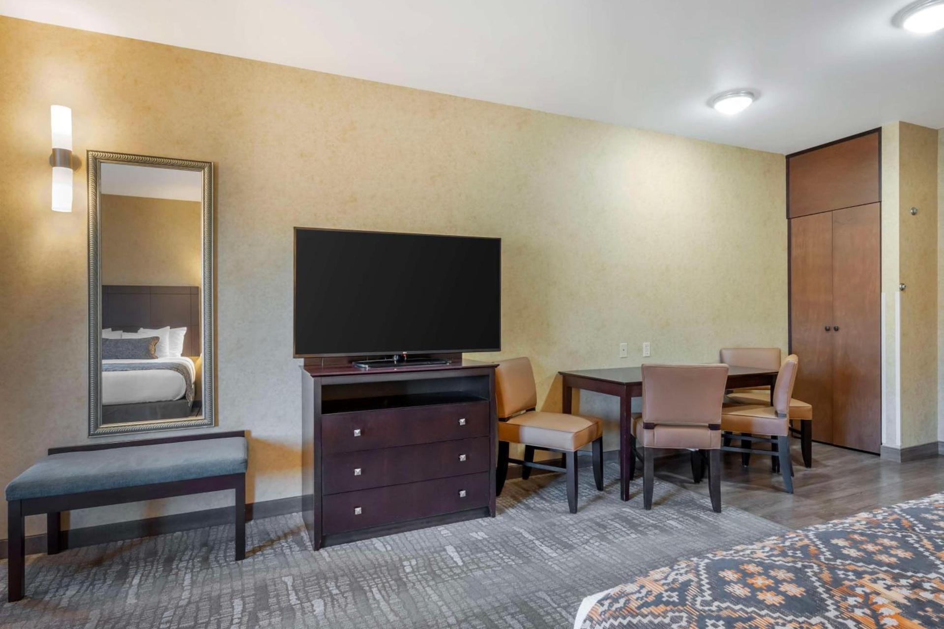 Best Western Plus Ponderay Mountain Lodge Sandpoint photo 23