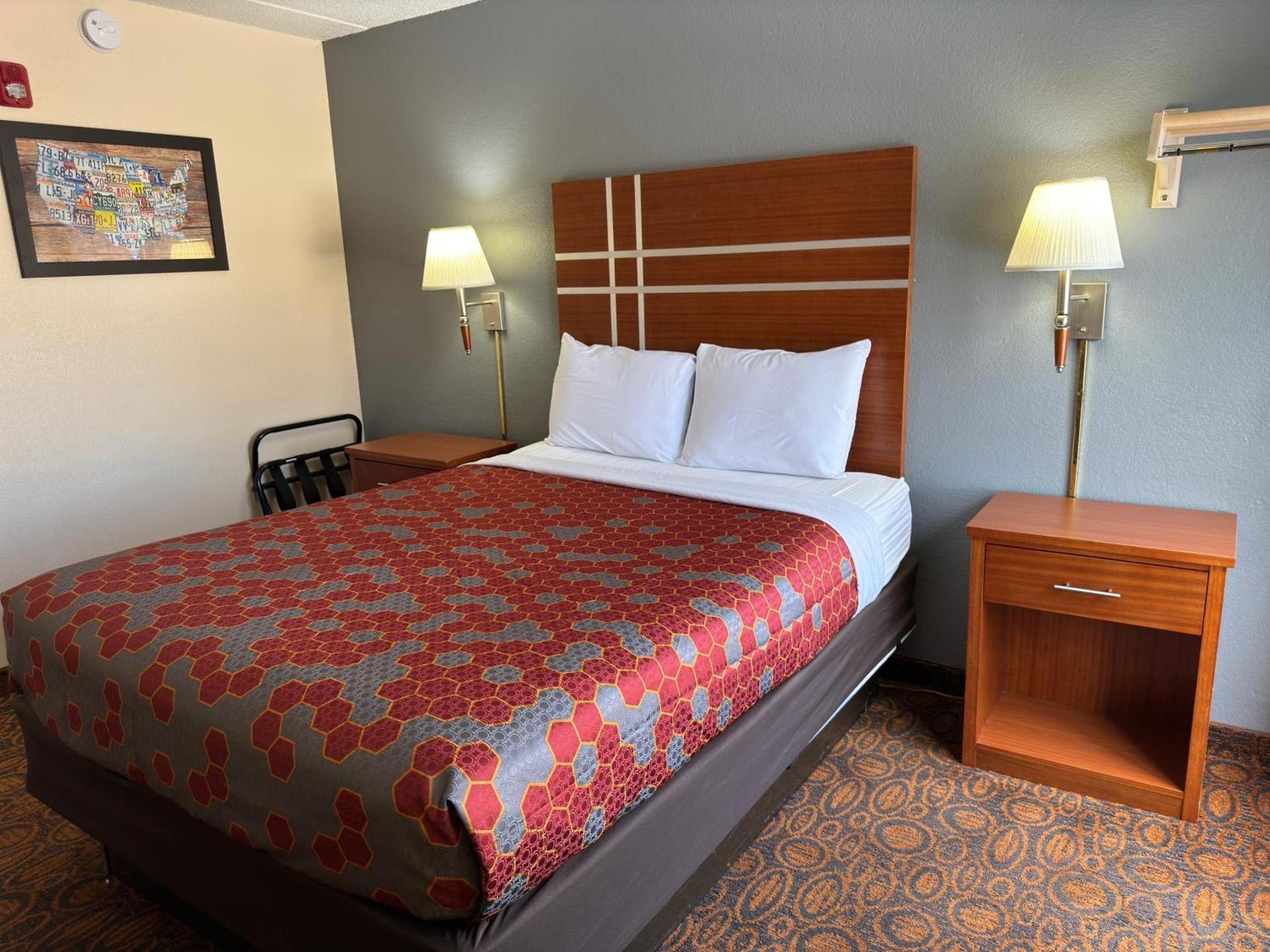 Econo Lodge Waite Park - St Cloud photo 29