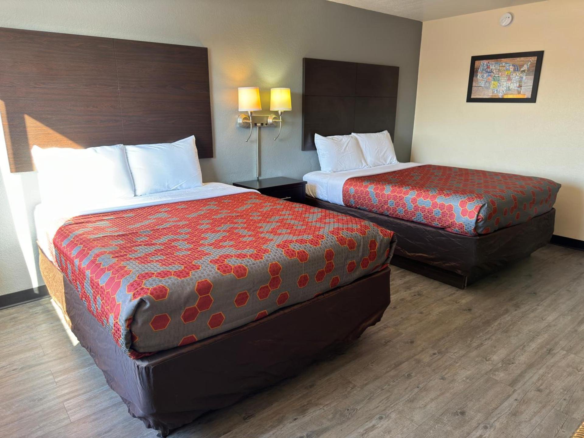 Econo Lodge Waite Park - St Cloud photo 39