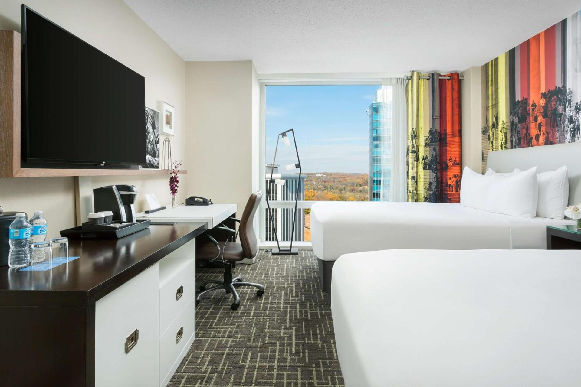 Hyatt Centric Arlington photo 8