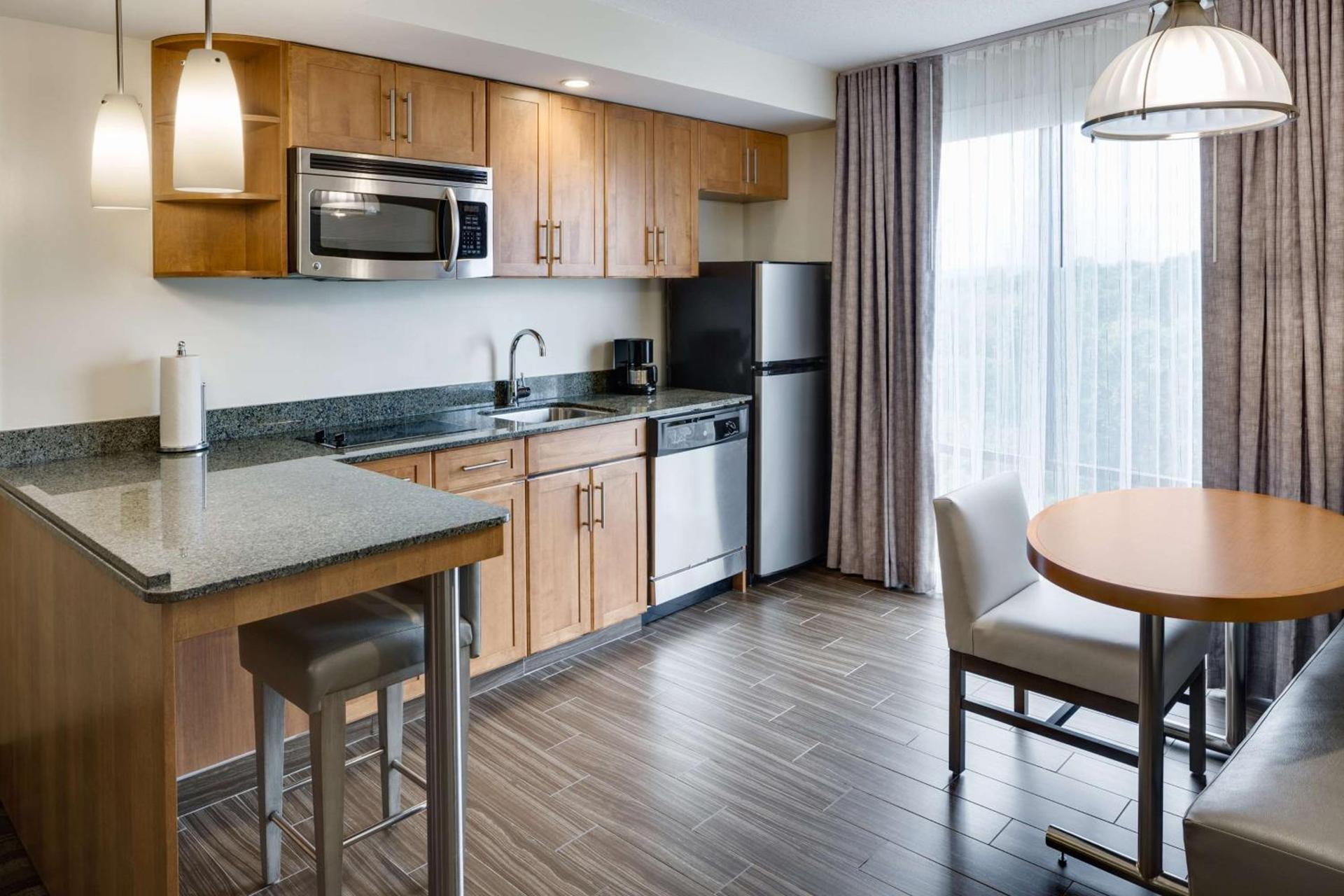 Hyatt House Hartford North/Windsor photo 4