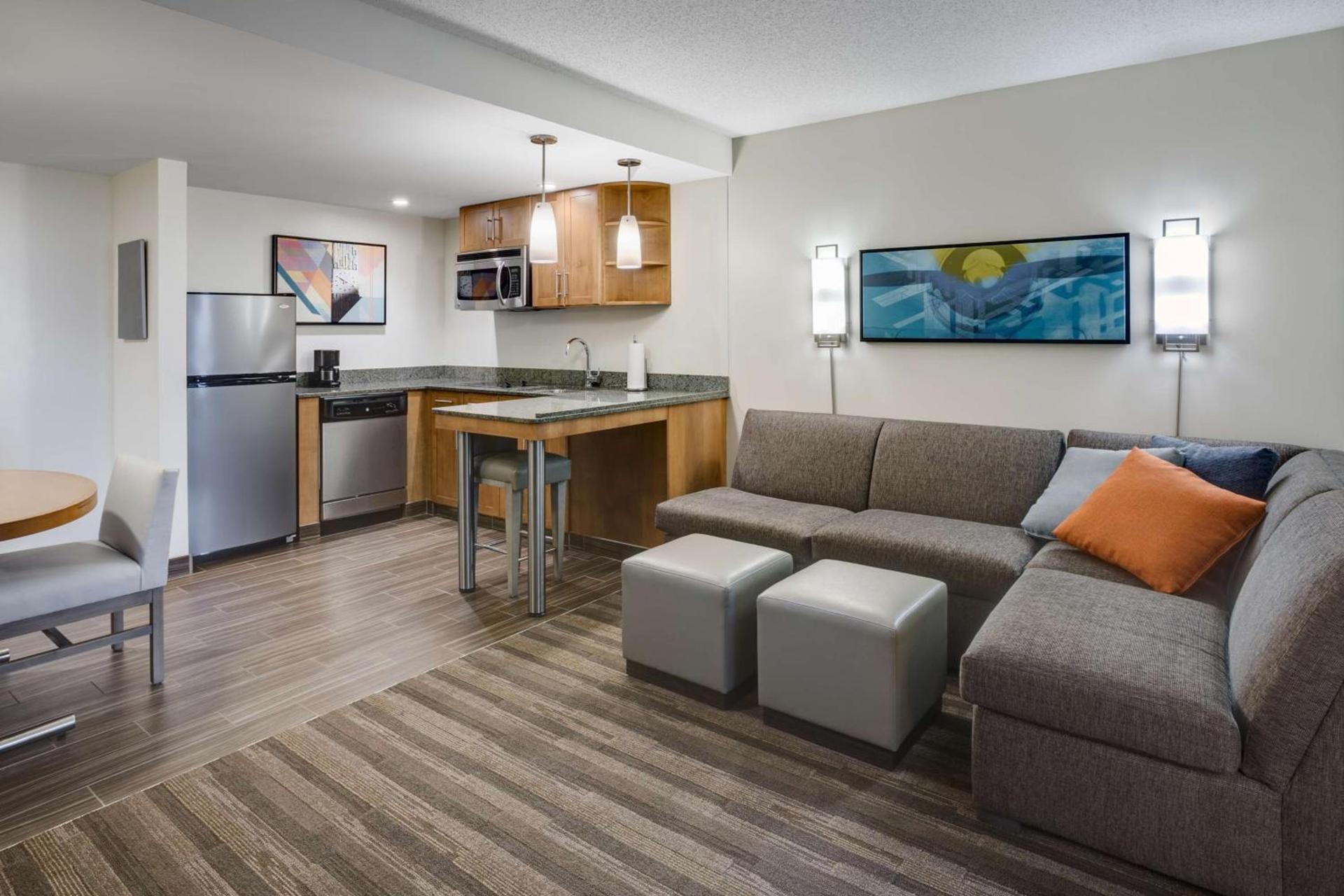 Hyatt House Hartford North/Windsor photo 10