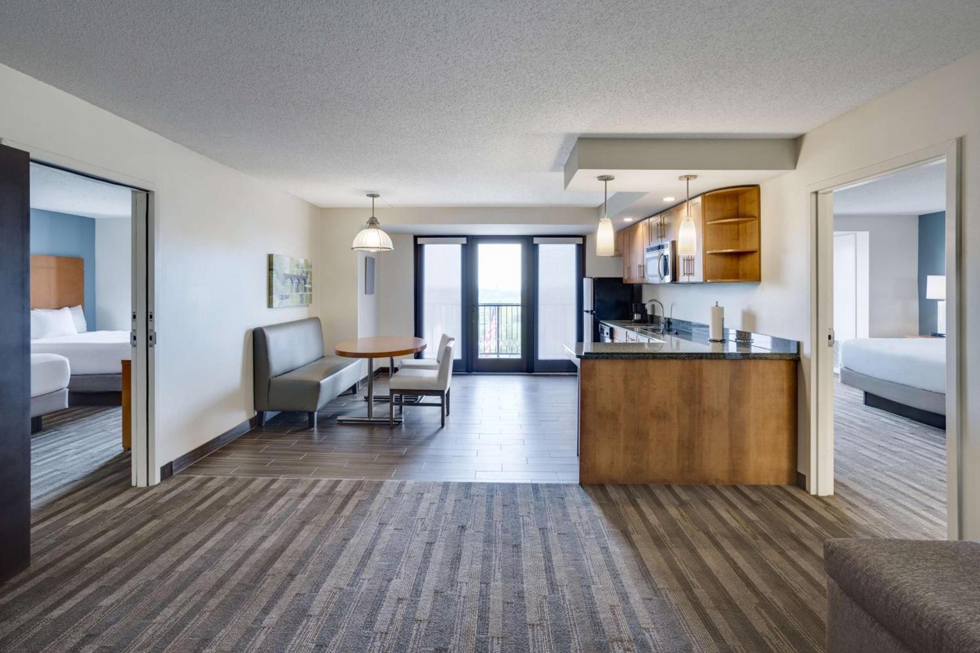 Hyatt House Hartford North/Windsor photo 23