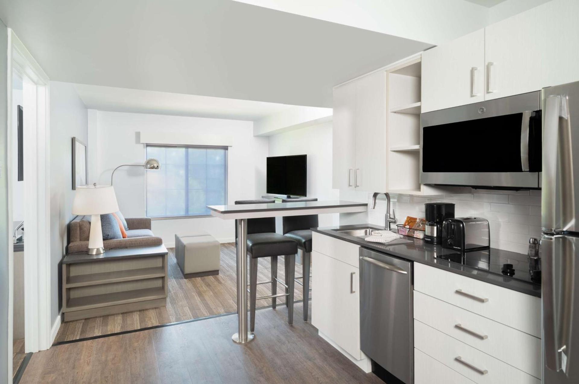 Hyatt House White Plains photo 9