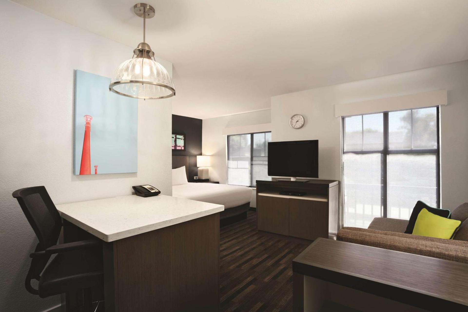 Hyatt House Pleasant Hill photo 9