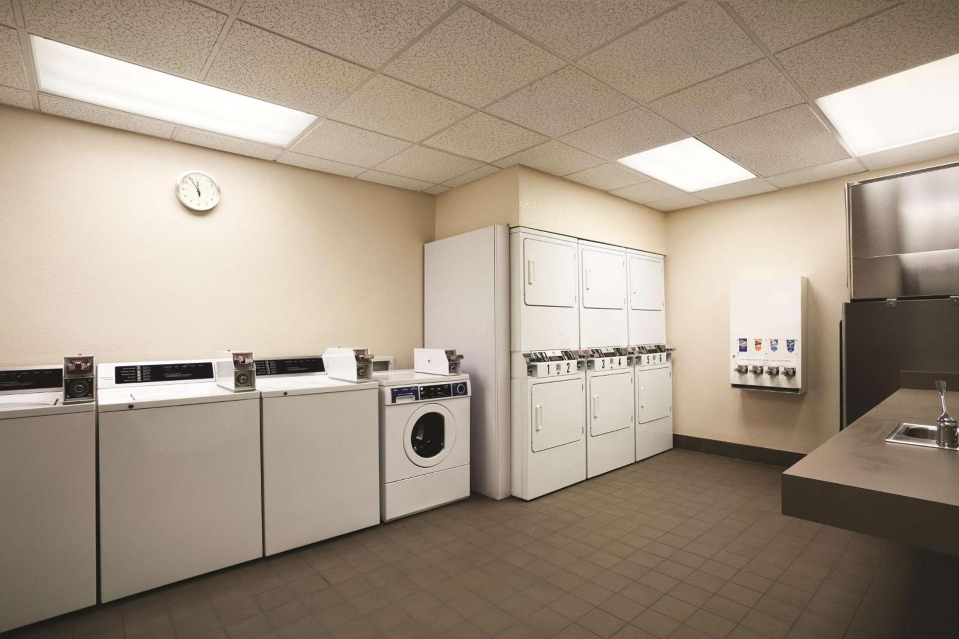 Hyatt House Pleasant Hill photo 10