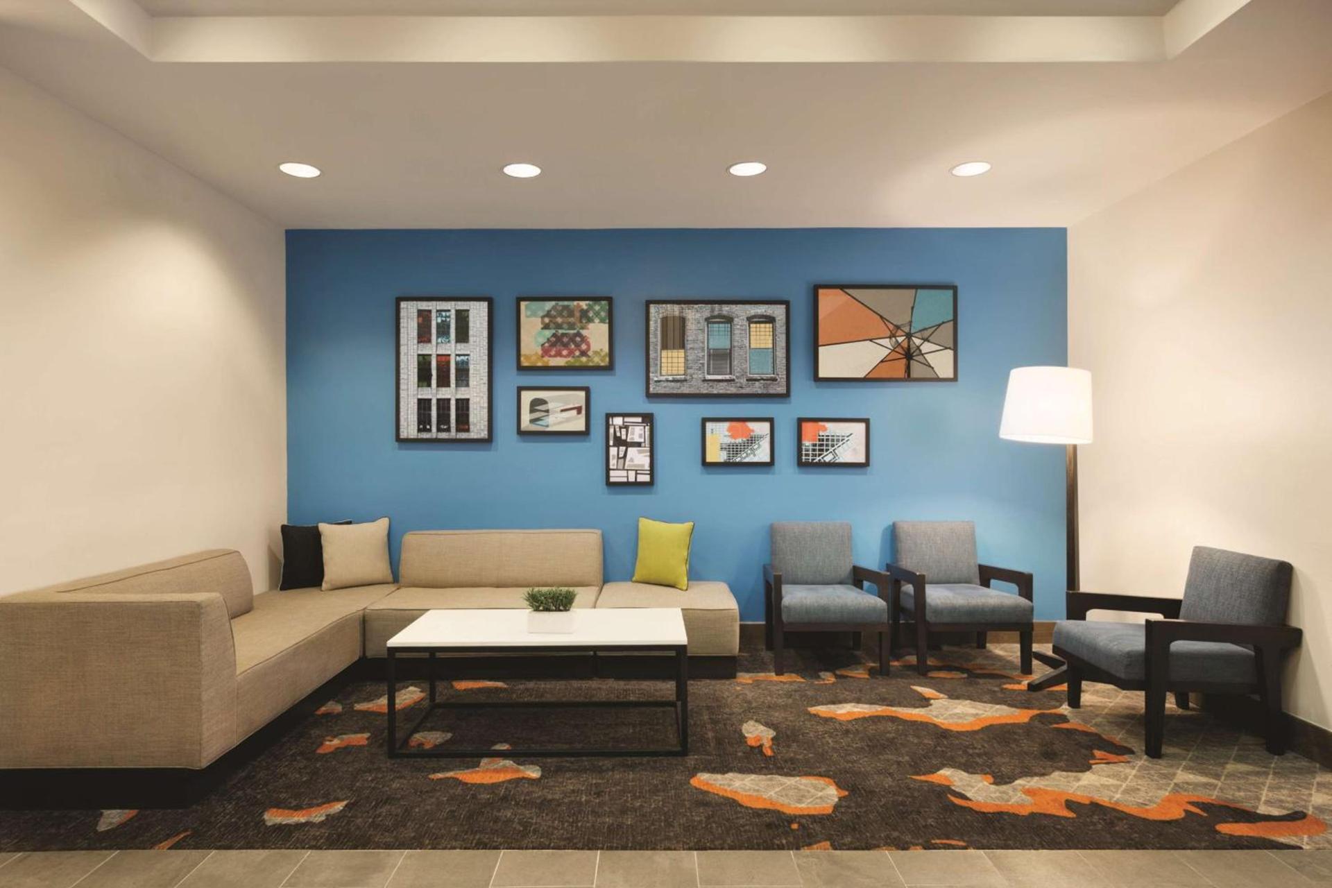 Hyatt Place Atlanta Airport North photo 14