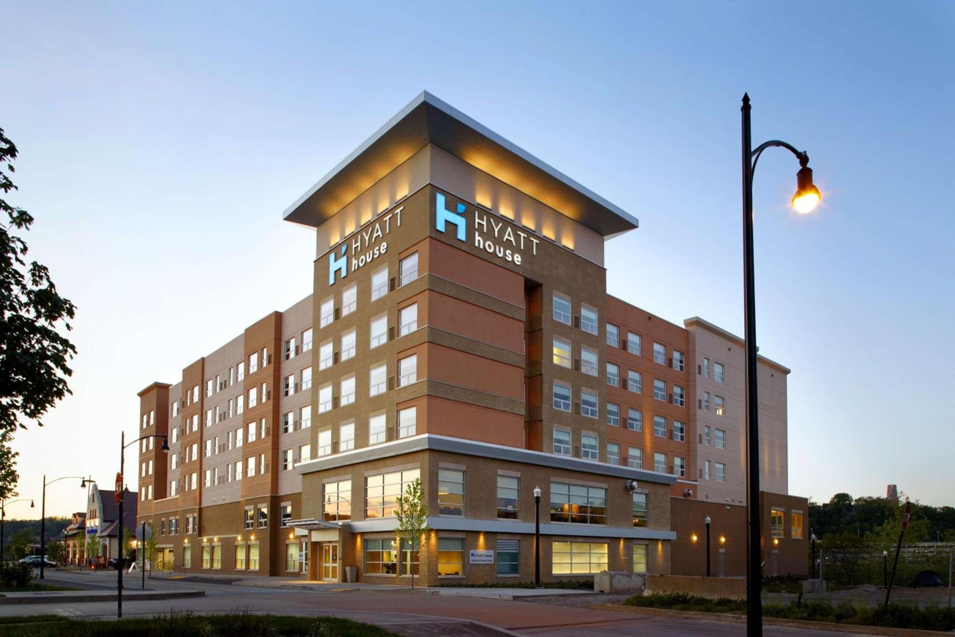 Hyatt House Pittsburgh-South Side photo 1