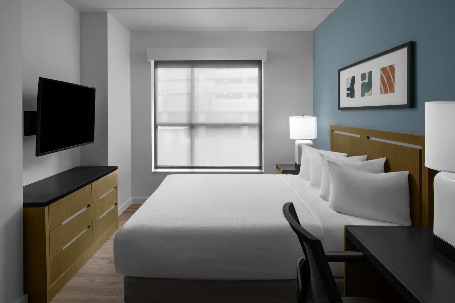 Hyatt House Raleigh North Hills photo 4