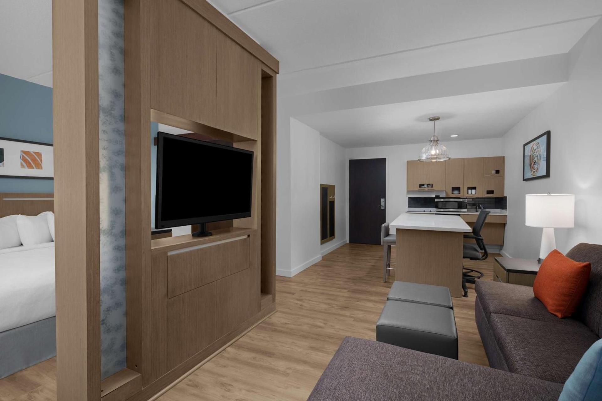 Hyatt House Raleigh North Hills photo 5