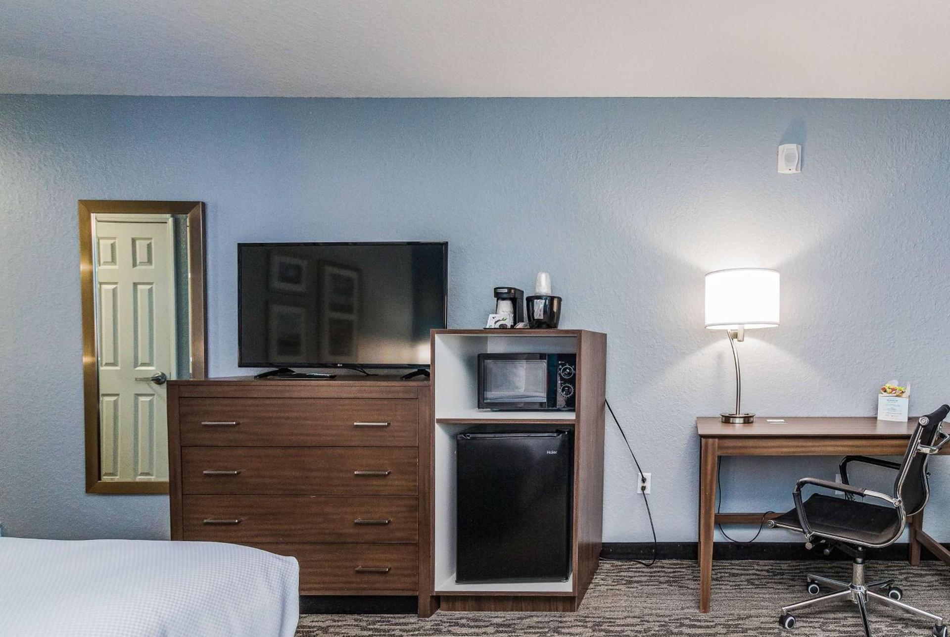 La Quinta by Wyndham Tomball photo 12