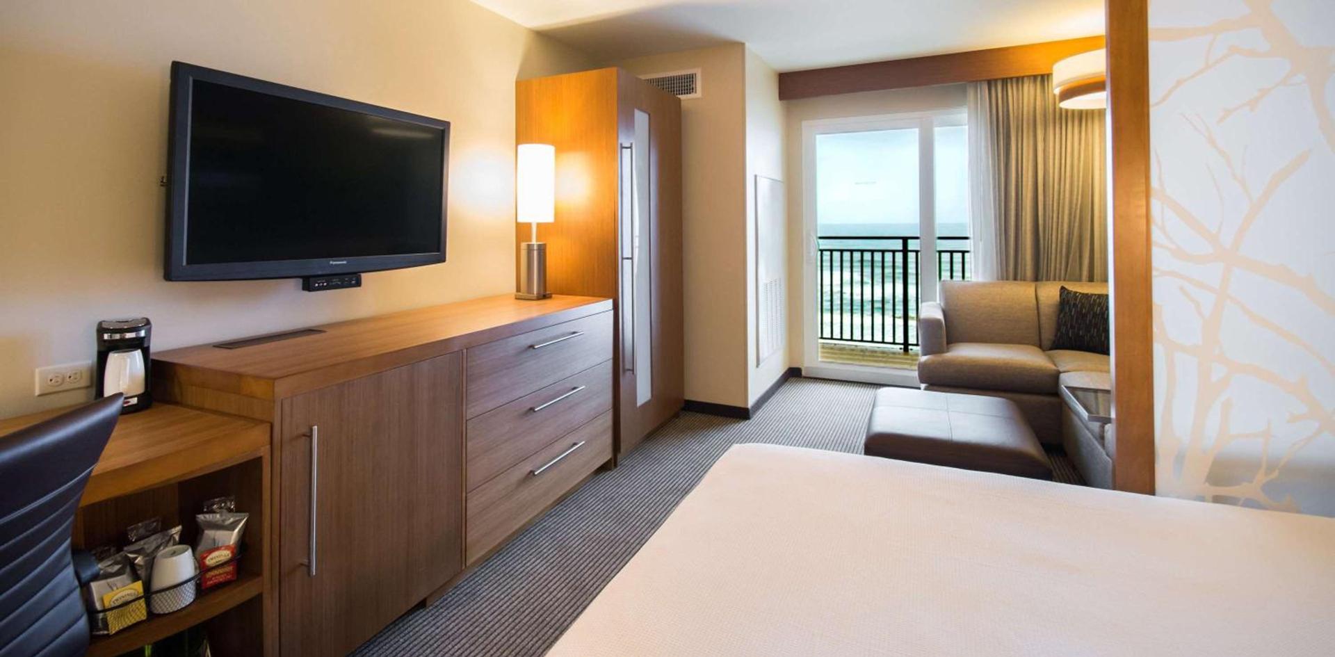 Hyatt Place Daytona Beach-Oceanfront photo 9