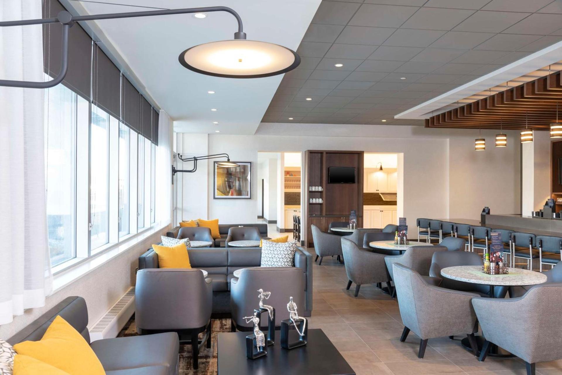 Hyatt Place Detroit/Royal Oak photo 9