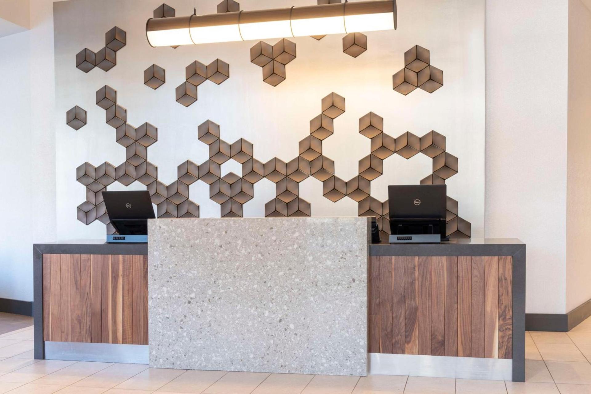 Hyatt Place Detroit/Royal Oak photo 30
