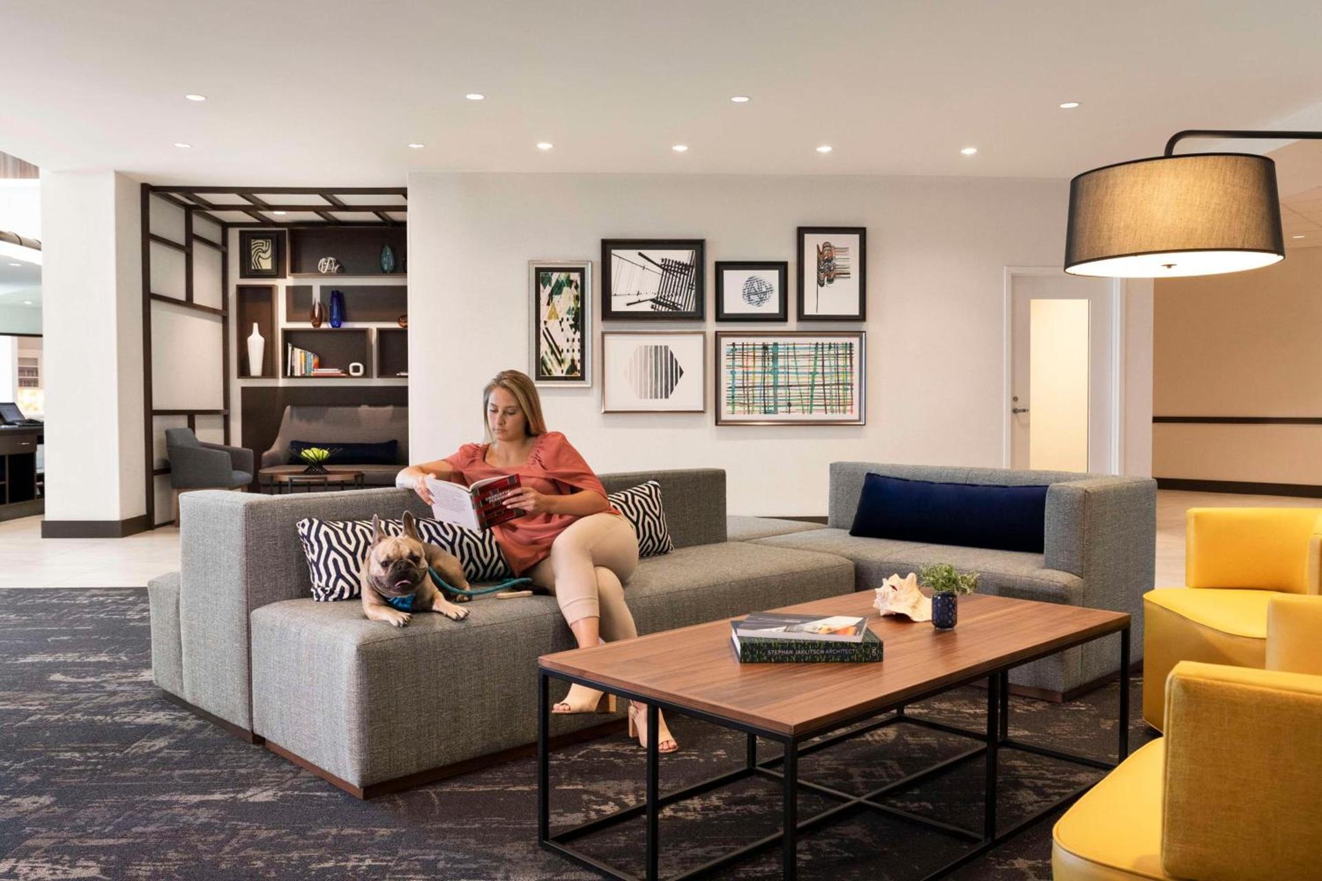 Hyatt Place Virginia Beach Town Center photo 16