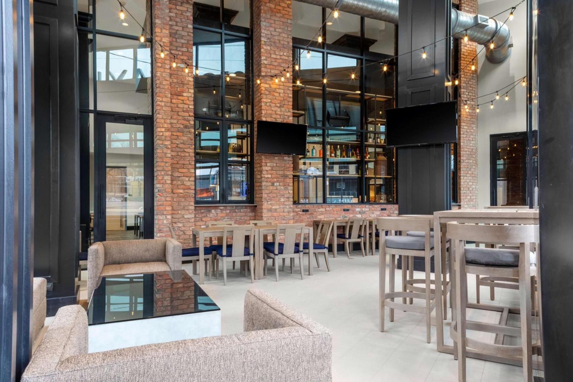 Hyatt House Nashville Downtown-Convention Center photo 5