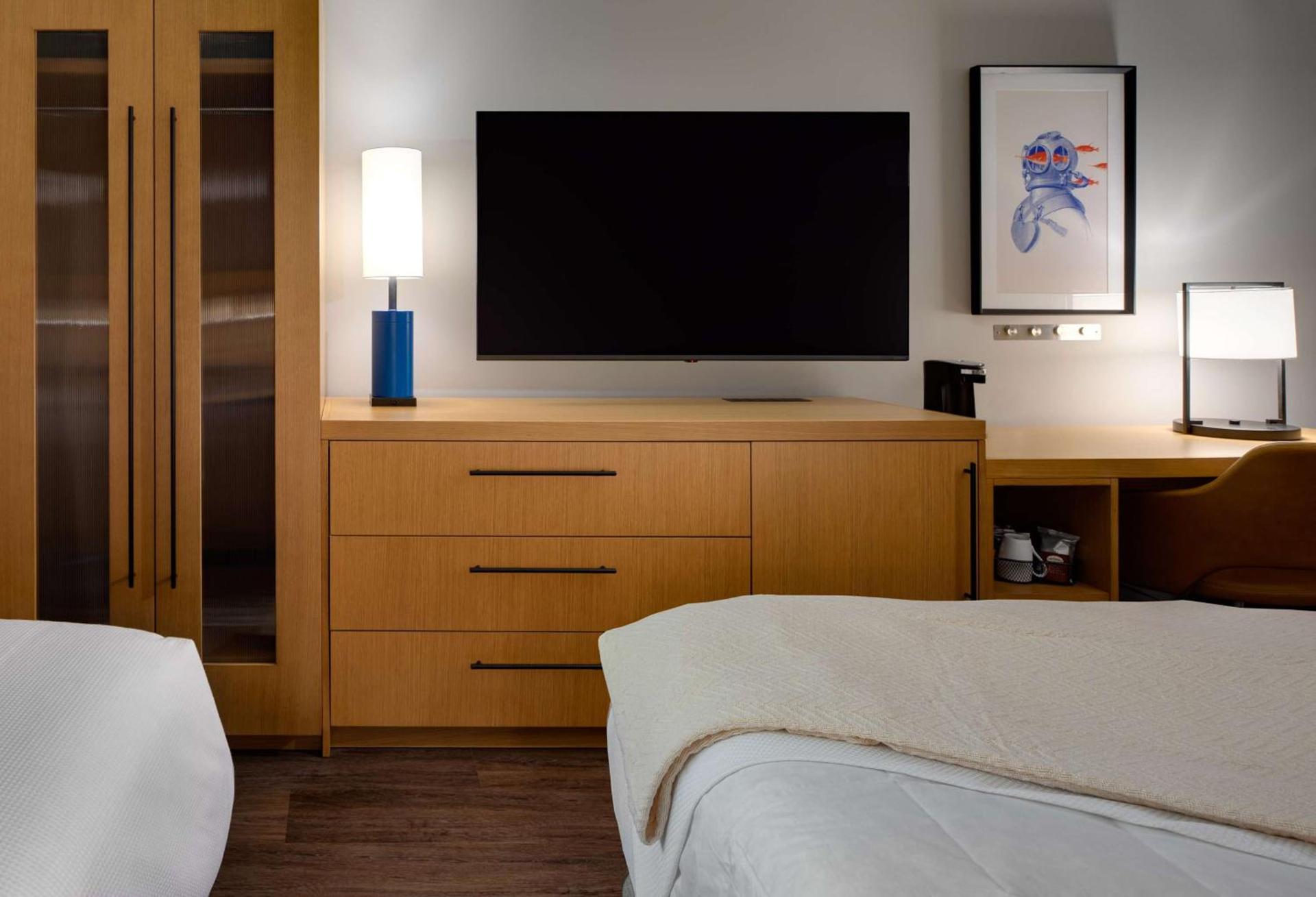 Hyatt Place Boston/Seaport District photo 17