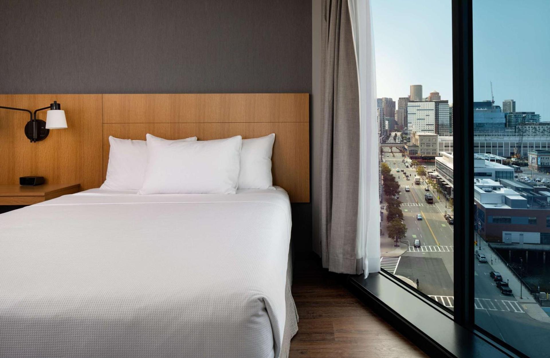 Hyatt Place Boston/Seaport District photo 25