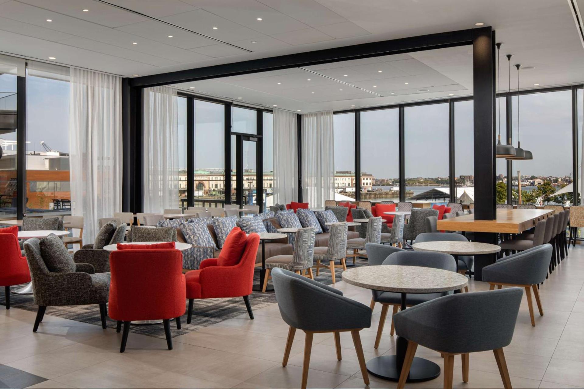 Hyatt Place Boston/Seaport District photo 34