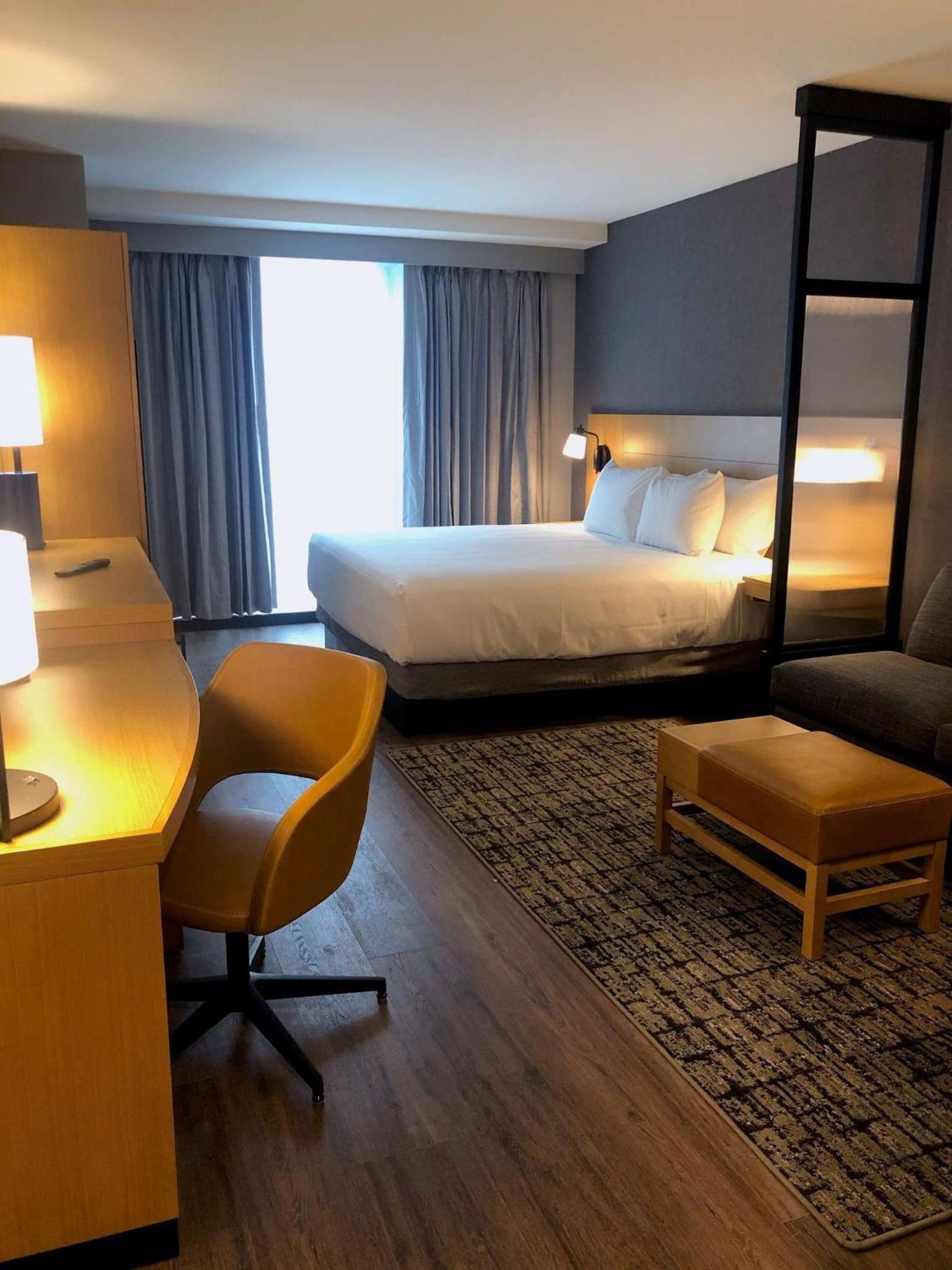Hyatt Place Boston/Seaport District photo 47