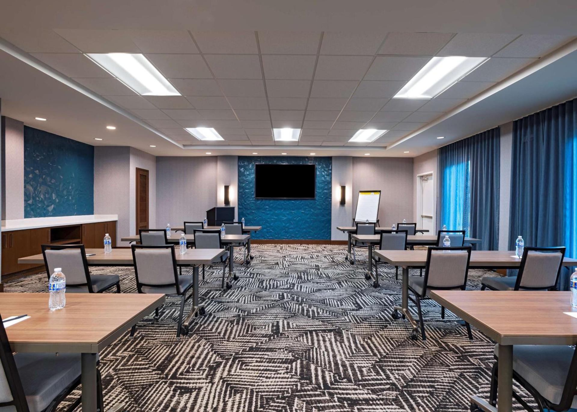 Hyatt Place Austin Lake Travis/Four Points photo 14