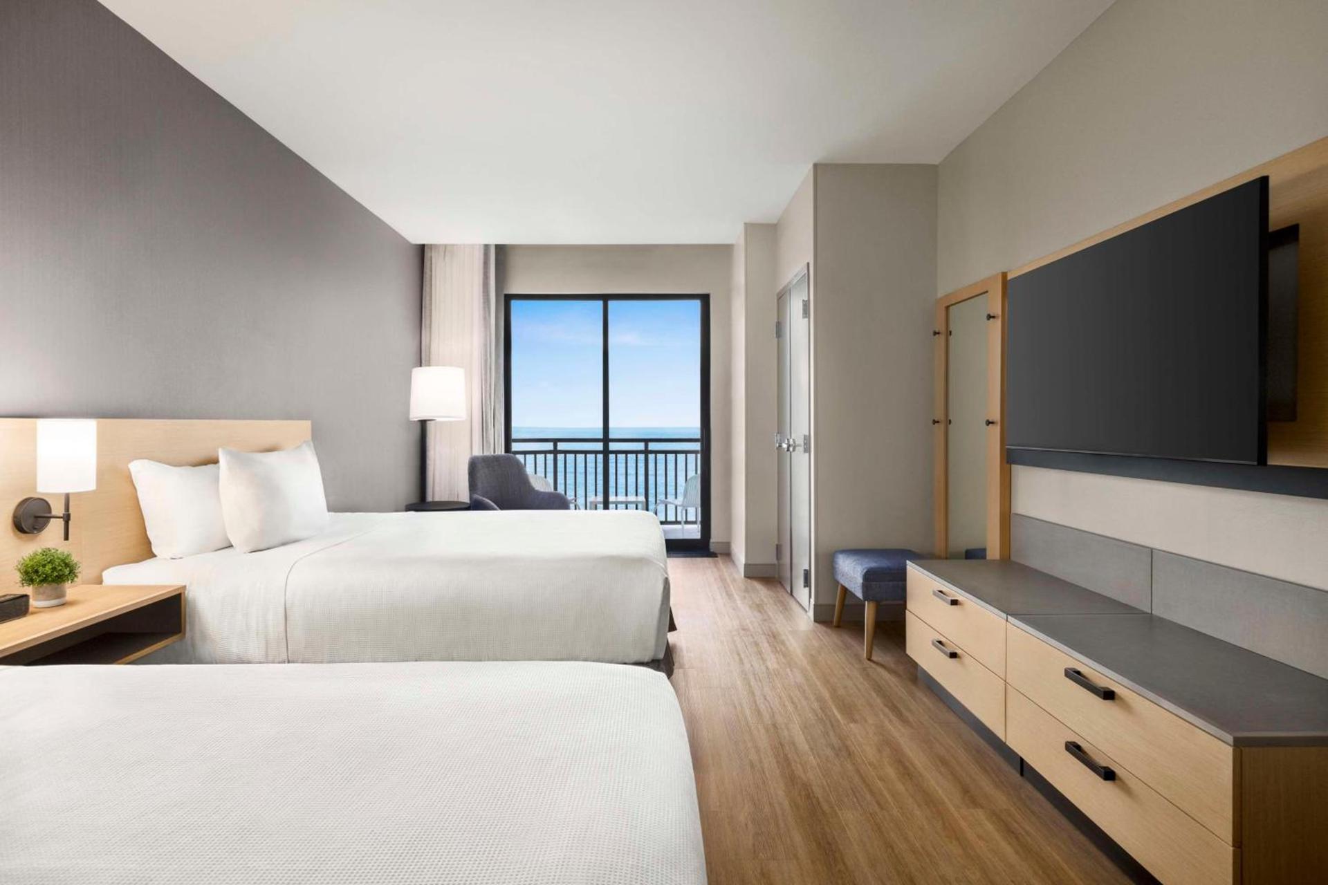 Hyatt Place Virginia Beach Oceanfront photo 4