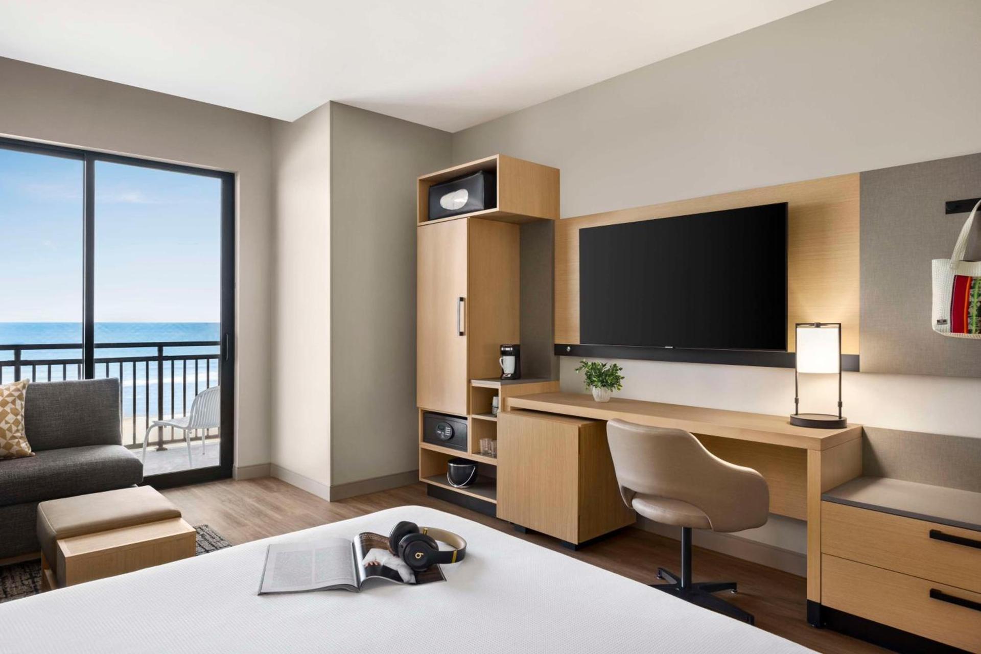 Hyatt Place Virginia Beach Oceanfront photo 9