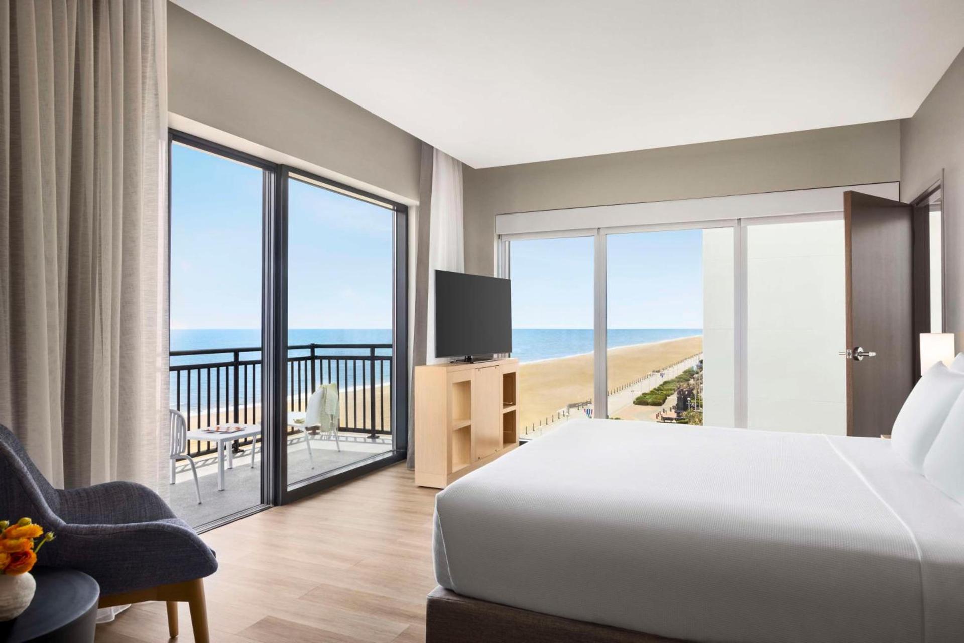 Hyatt Place Virginia Beach Oceanfront photo 12