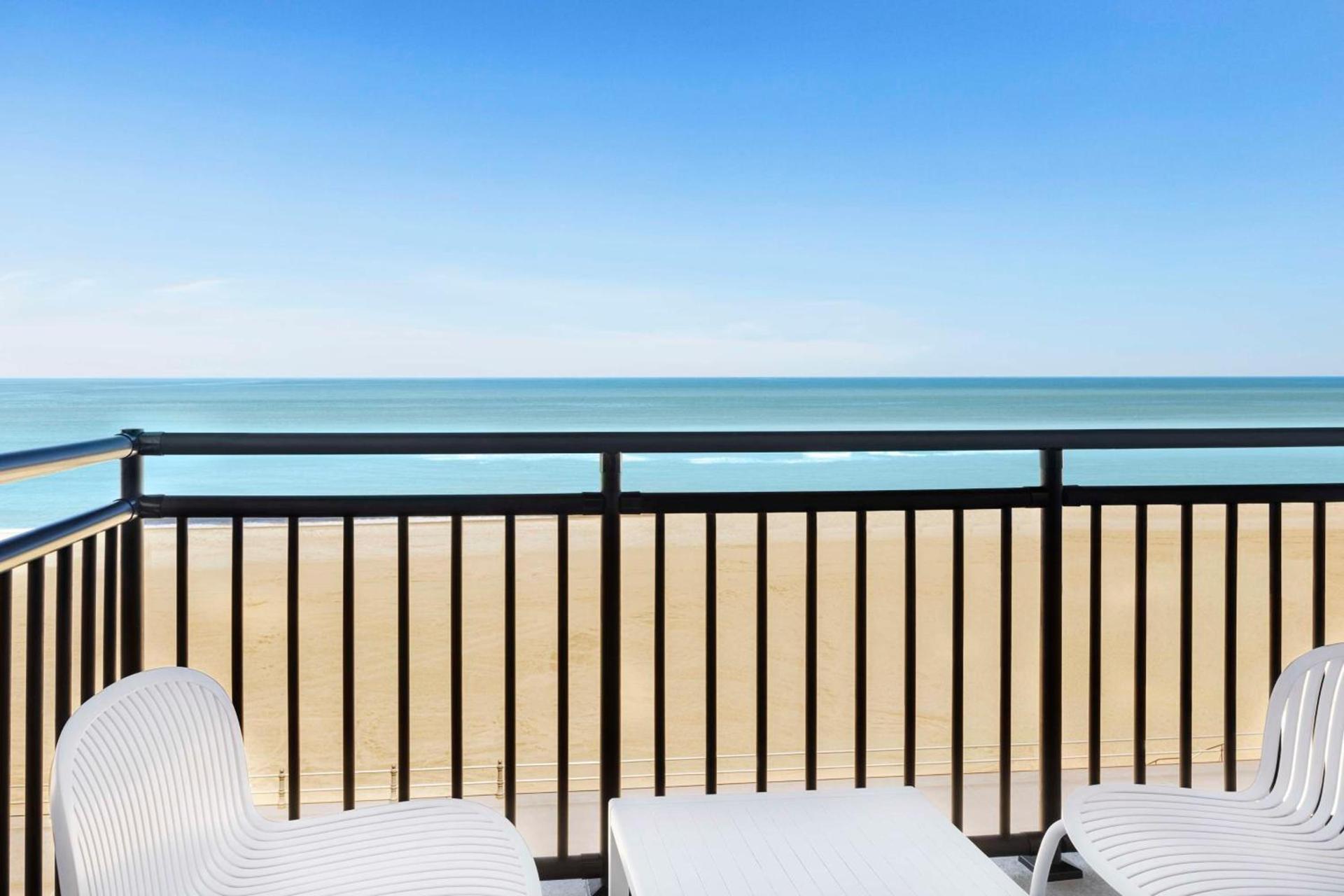Hyatt Place Virginia Beach Oceanfront photo 62