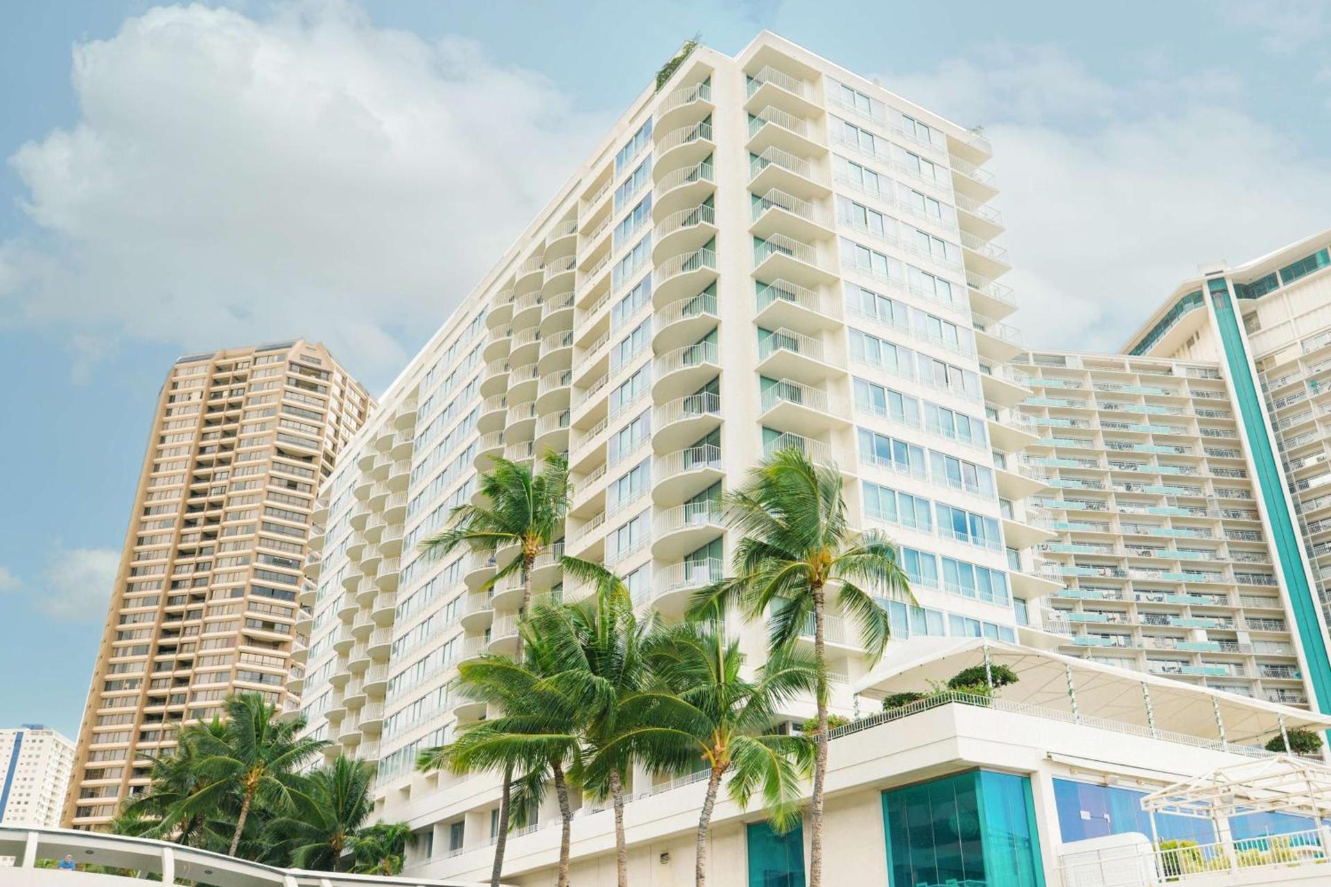 Hilton Vacation Club The Modern Honolulu photo 6