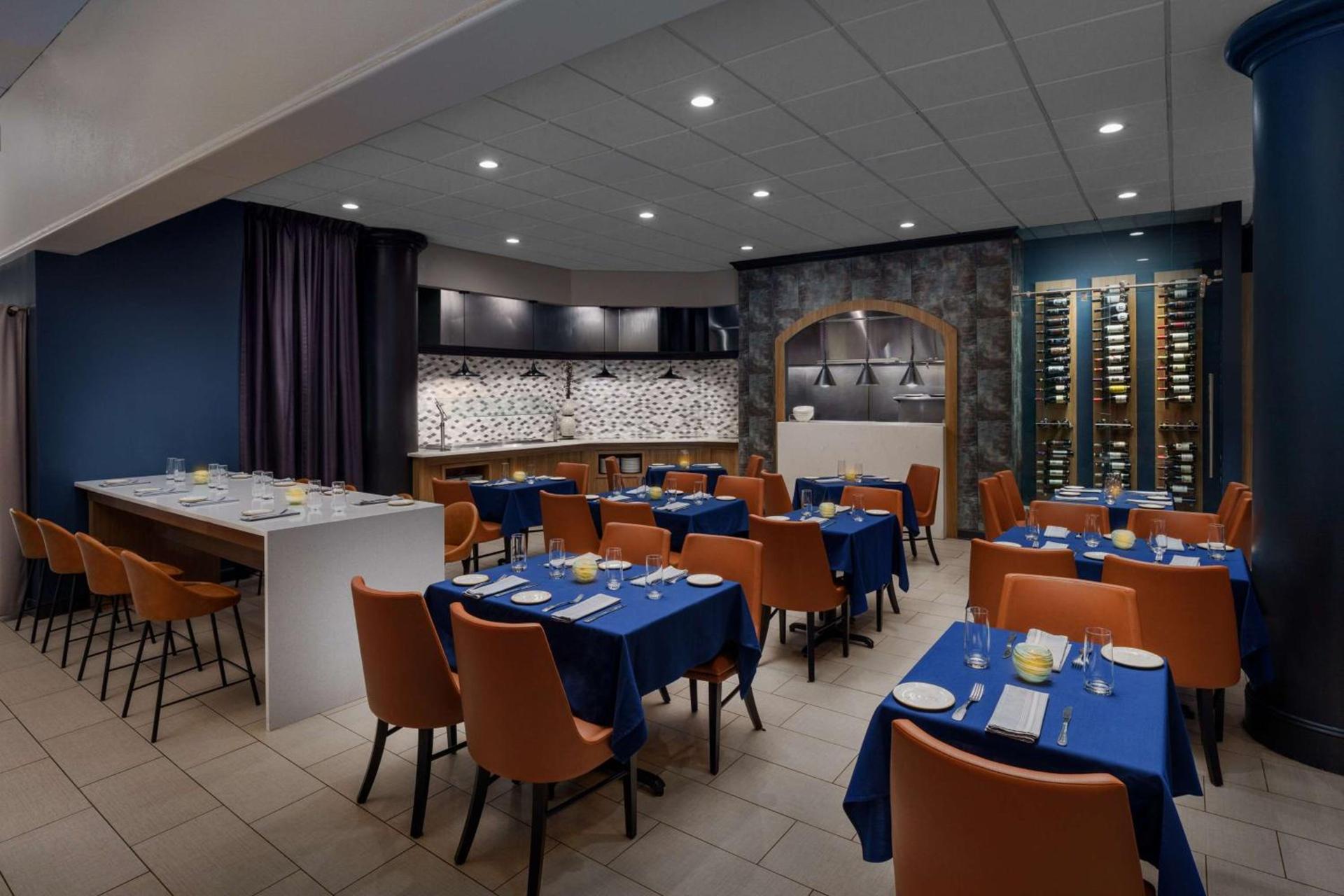 DoubleTree by Hilton Charlotte City Center photo 36