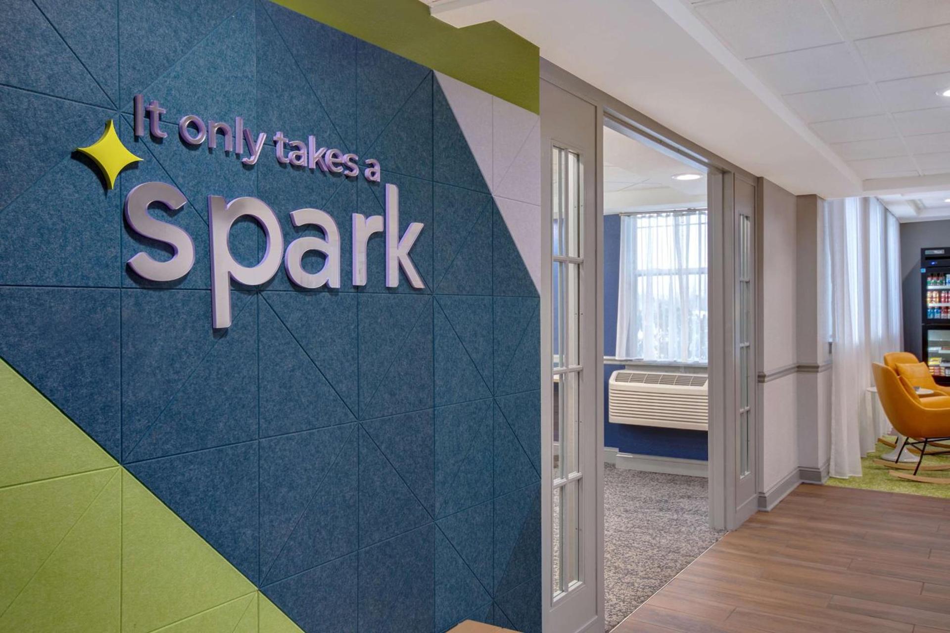 Spark By Hilton Rochester University Area photo 19
