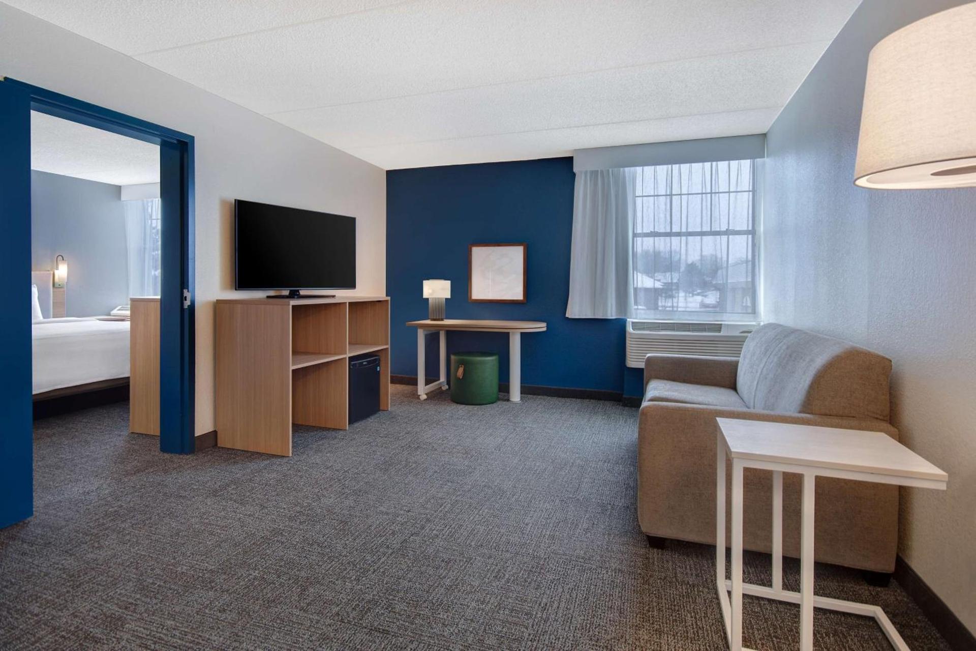 Spark By Hilton Rochester University Area photo 36