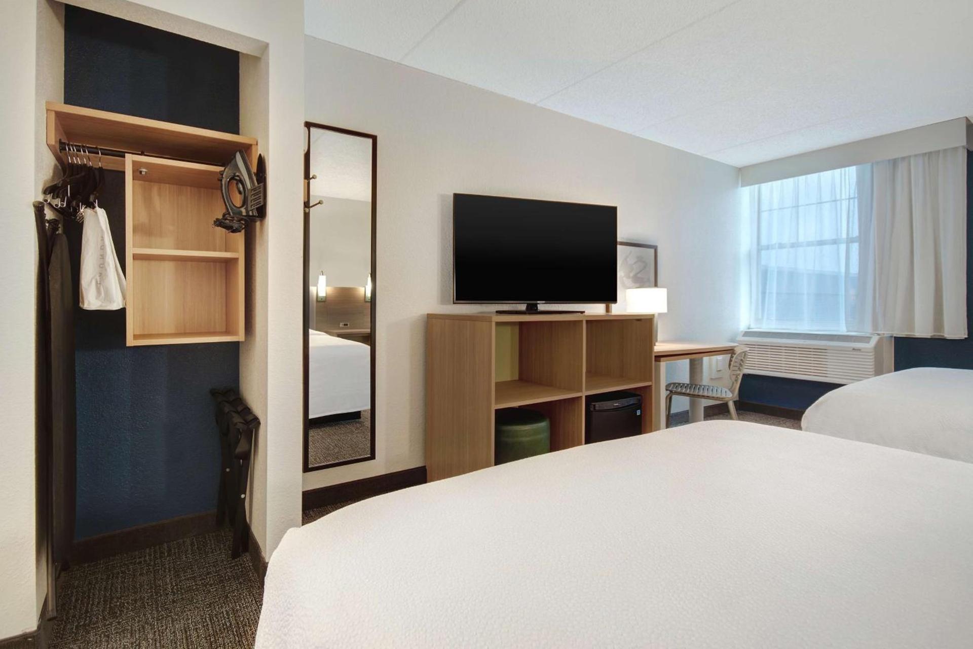 Spark By Hilton Rochester University Area photo 7