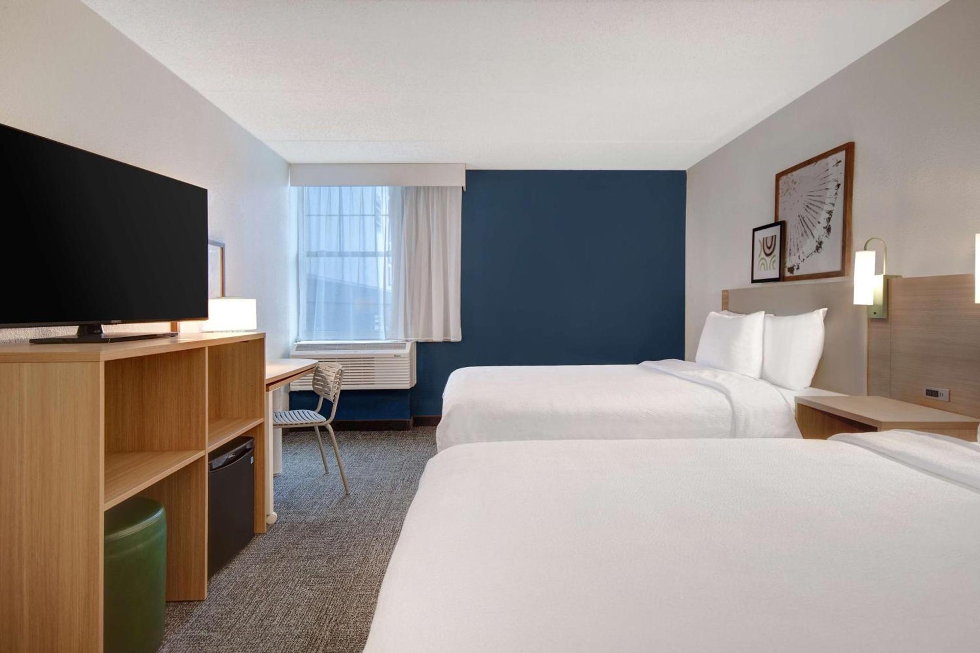 Spark By Hilton Rochester University Area photo 20