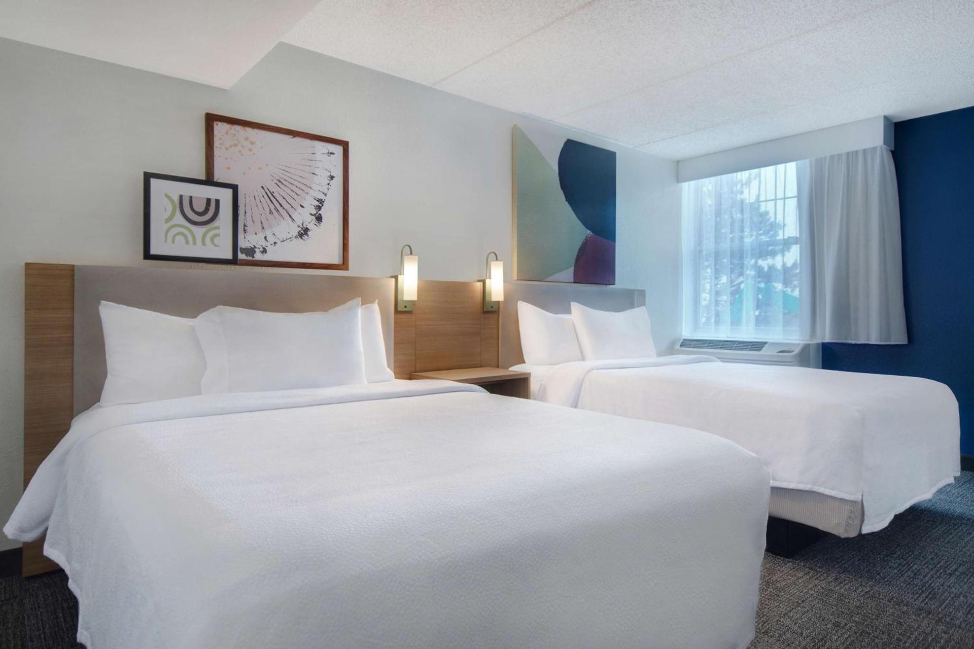 Spark By Hilton Rochester University Area photo 18