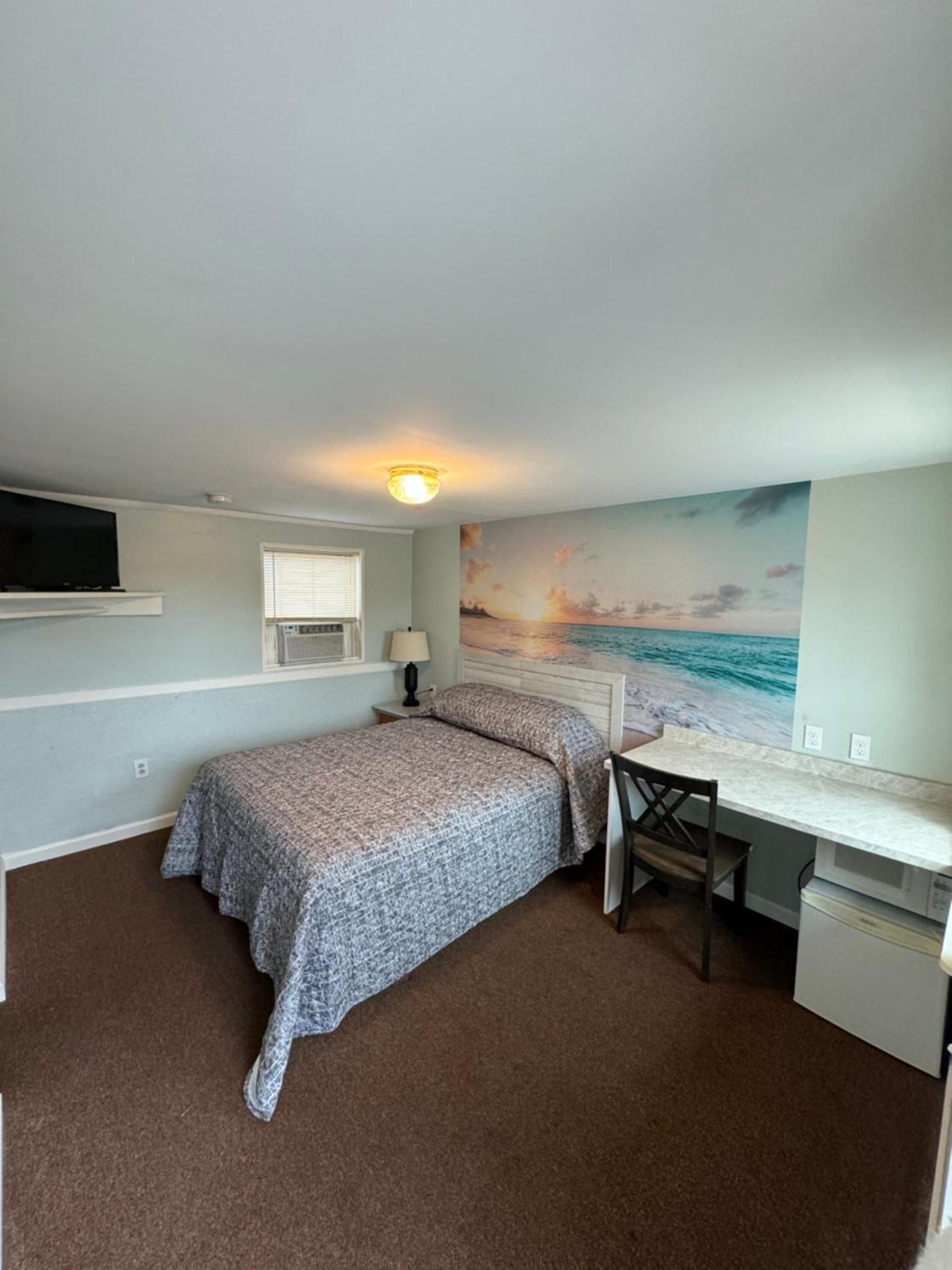 Boulevard Motel photo 13