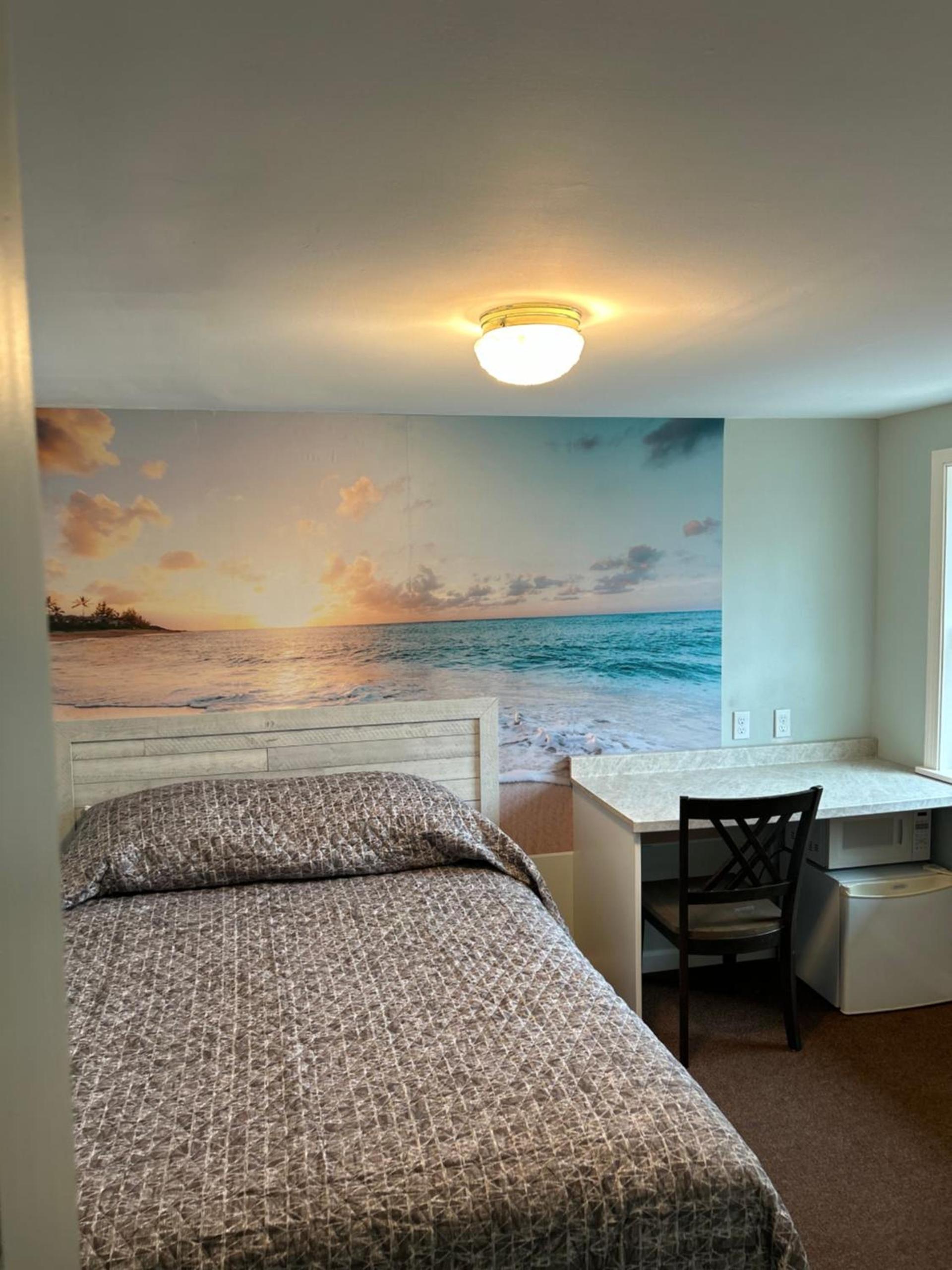Boulevard Motel photo 20